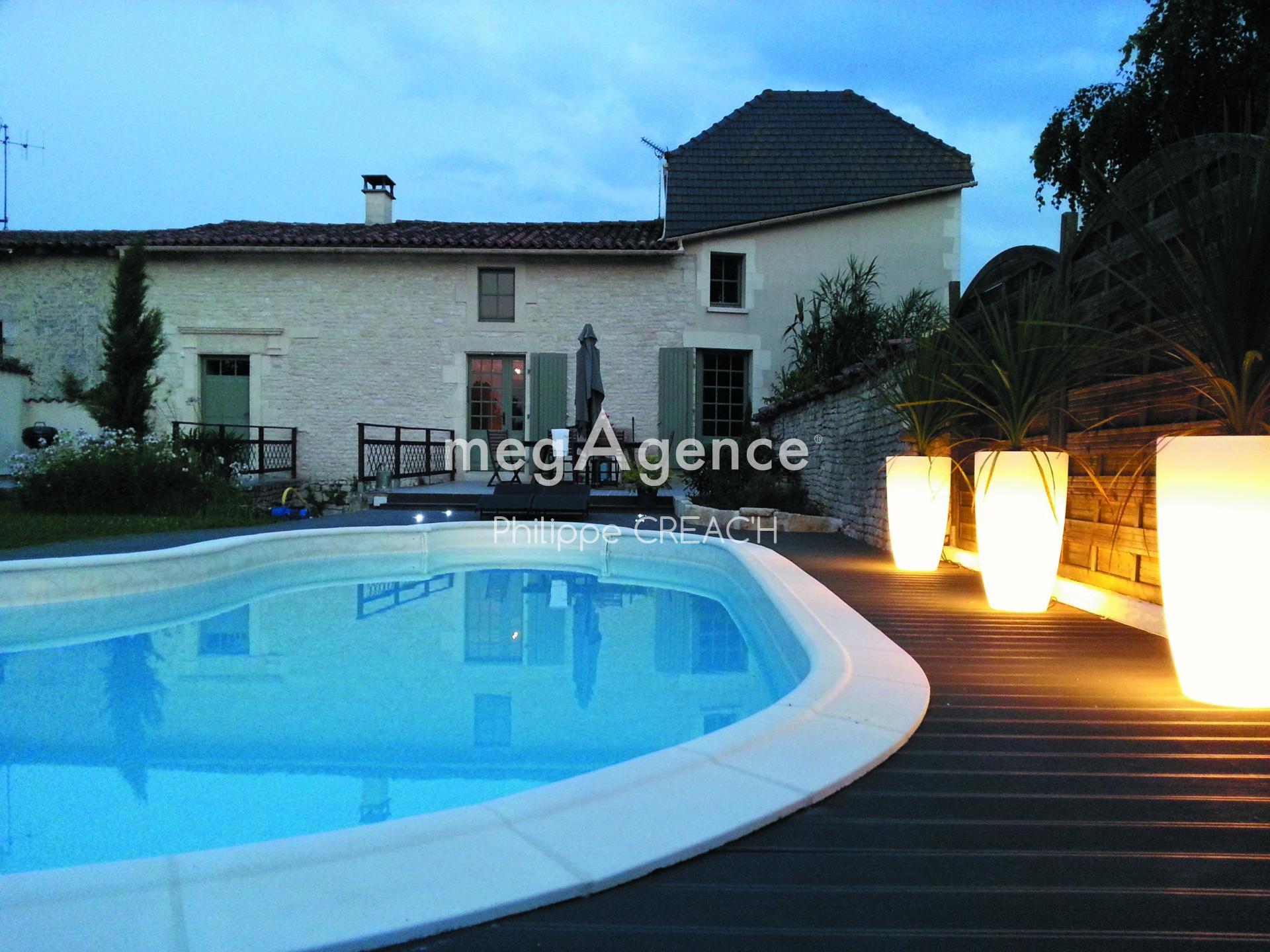 Miniature photo - 2 / 12