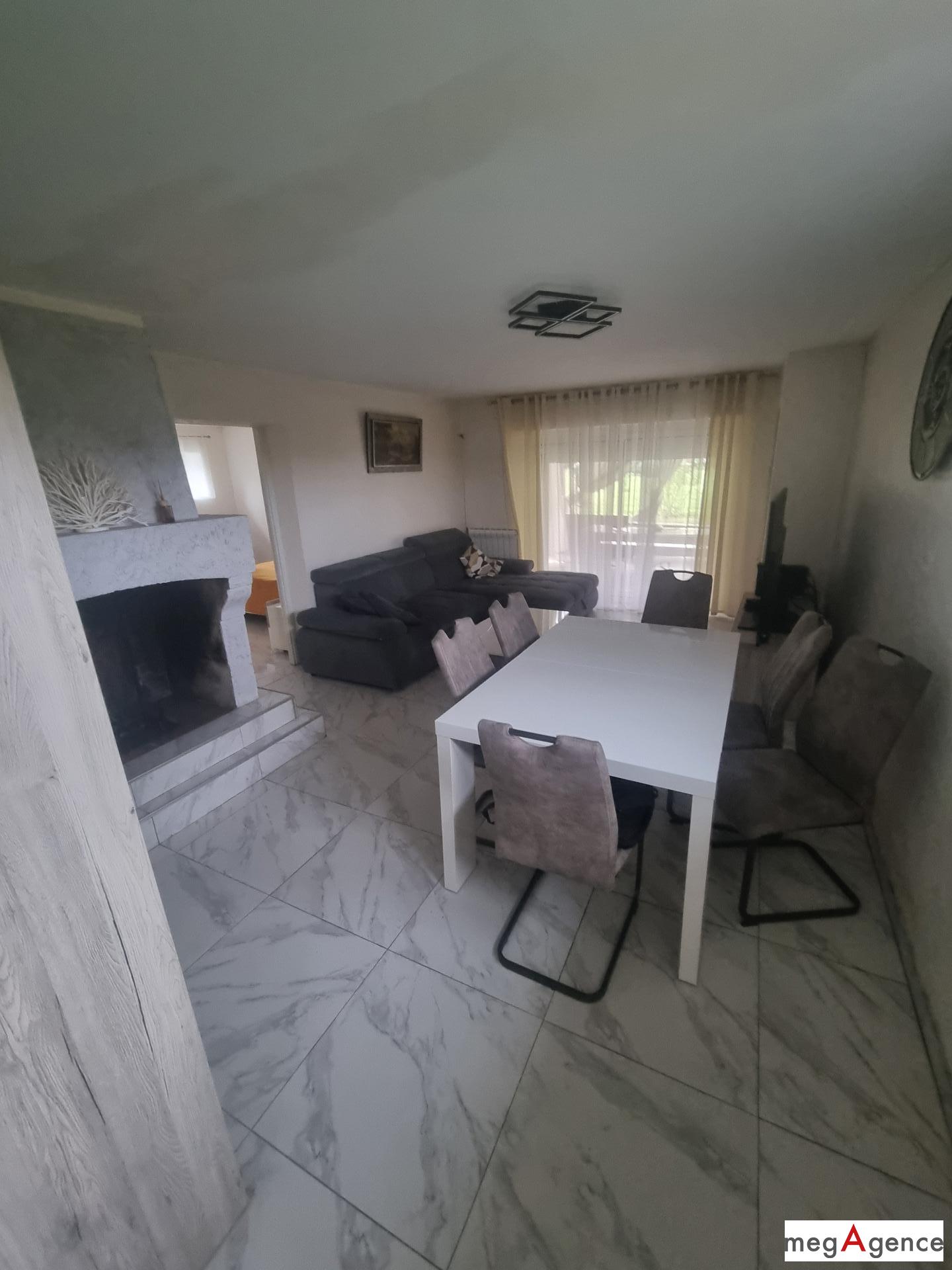 Miniature photo - 5 / 10