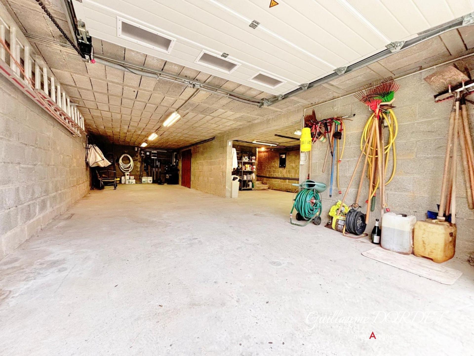 Miniature photo - 15 / 16