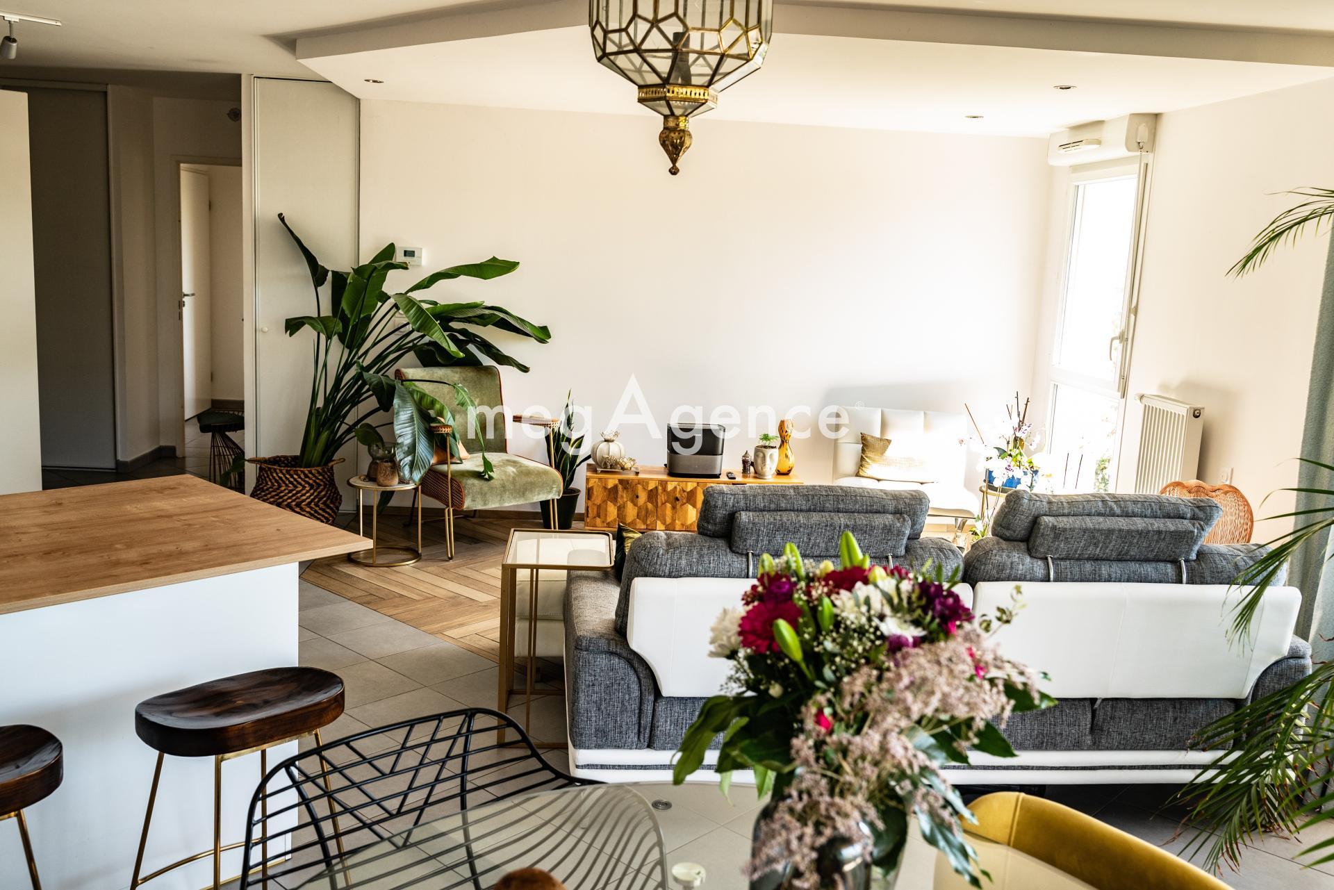 Miniature photo - 2 / 8