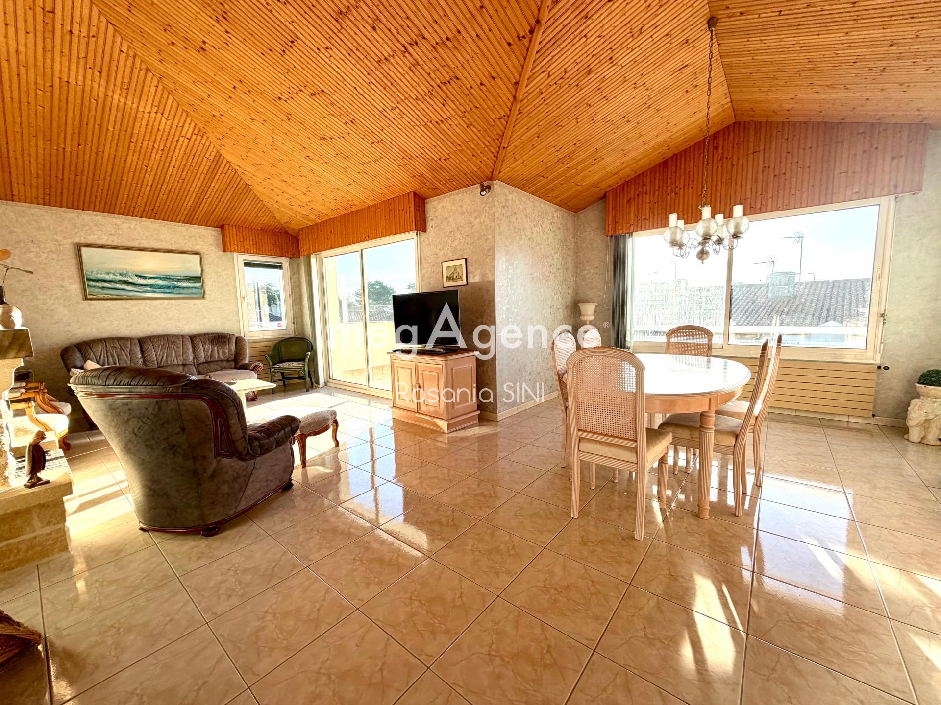 Miniature photo - 3 / 17