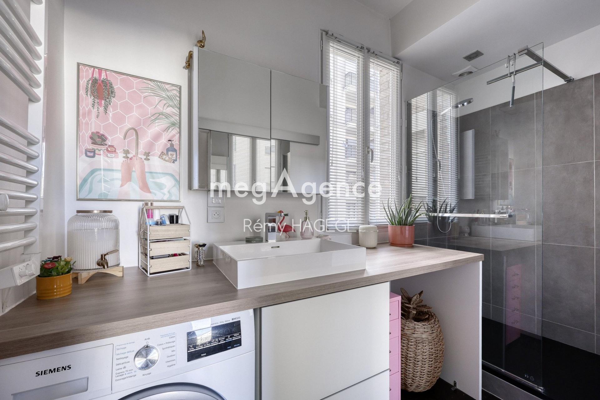 Miniature photo - 9 / 10