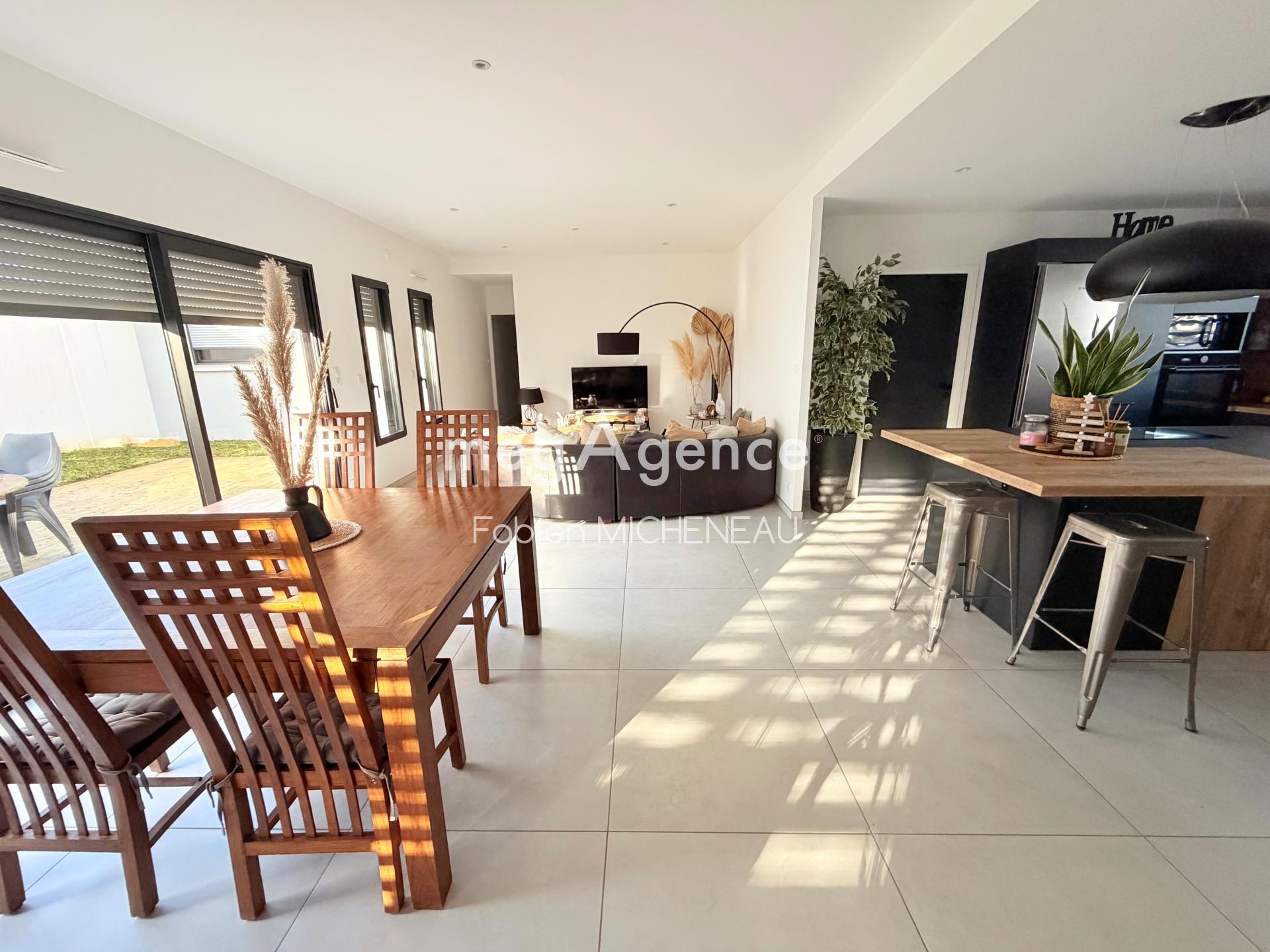 Miniature photo - 5 / 10