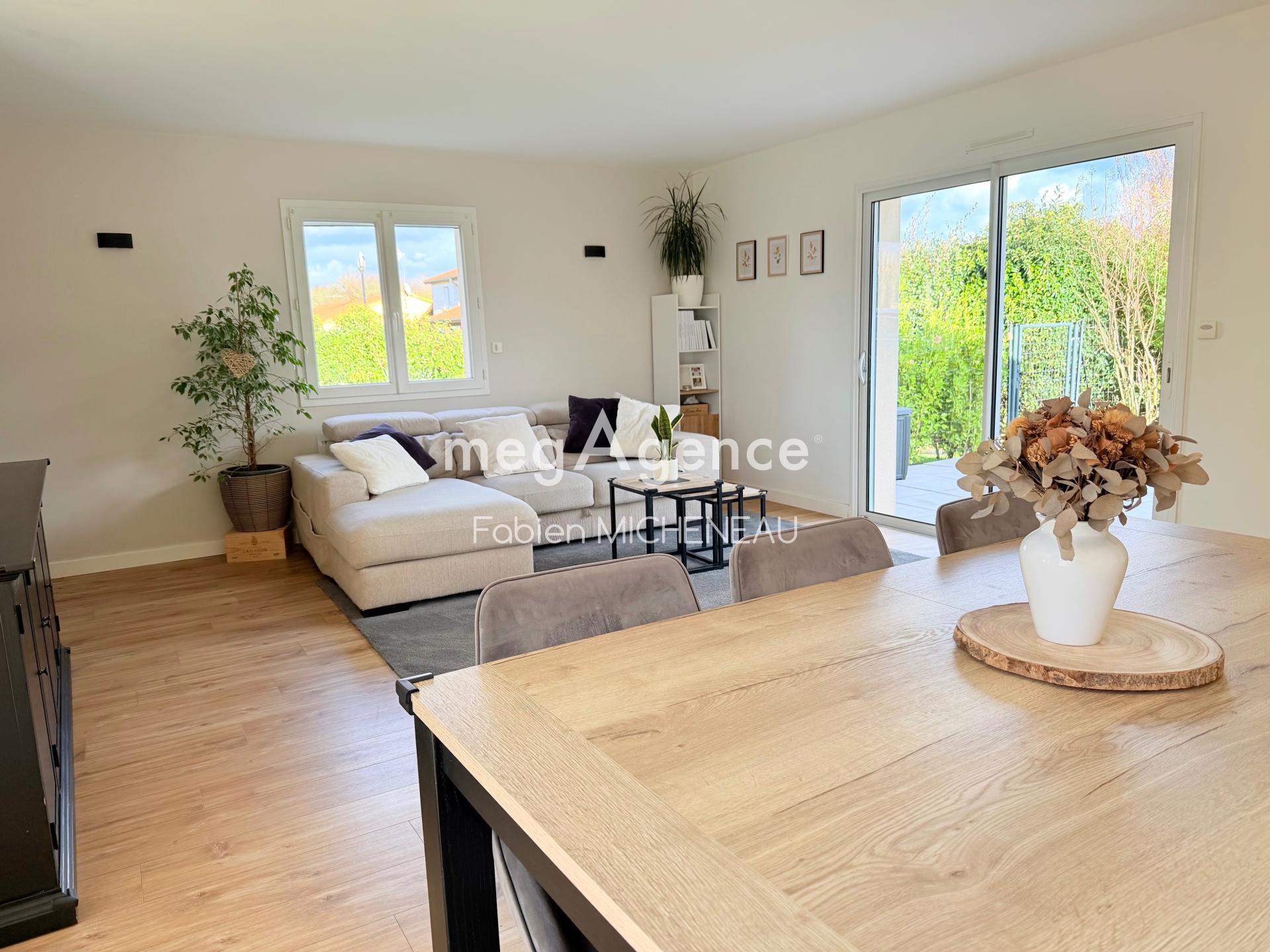 Miniature photo - 2 / 11