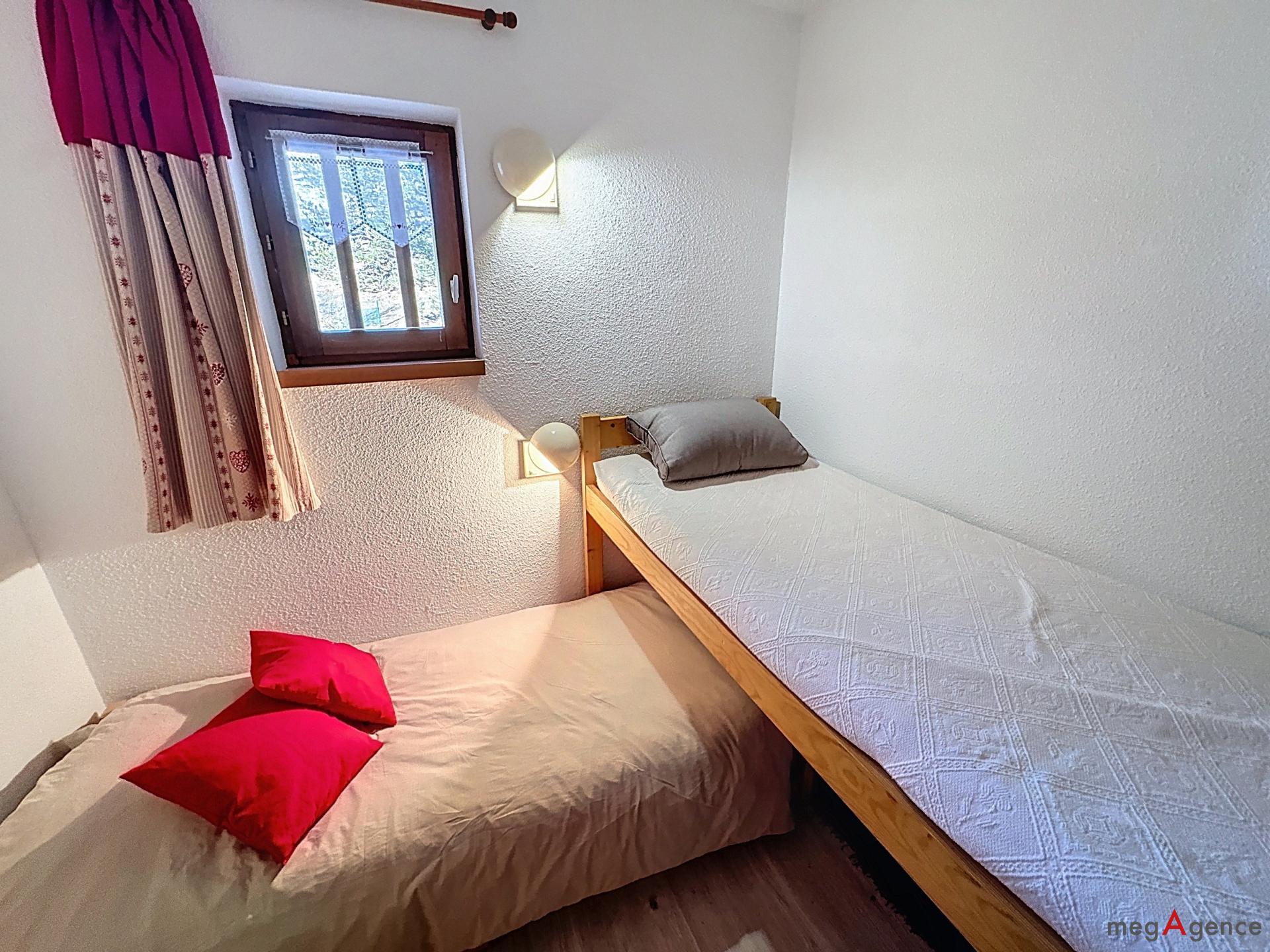 Miniature photo - 9 / 15