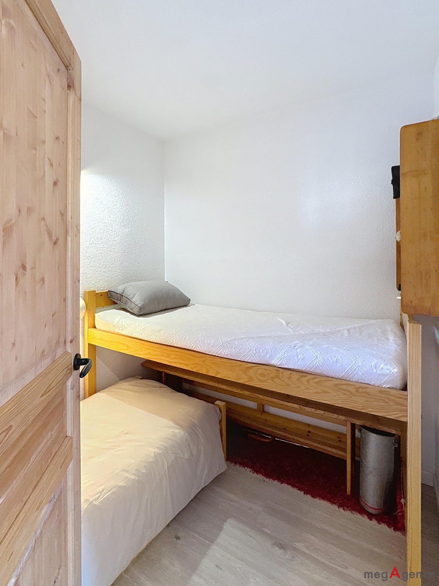 Miniature photo - 8 / 15