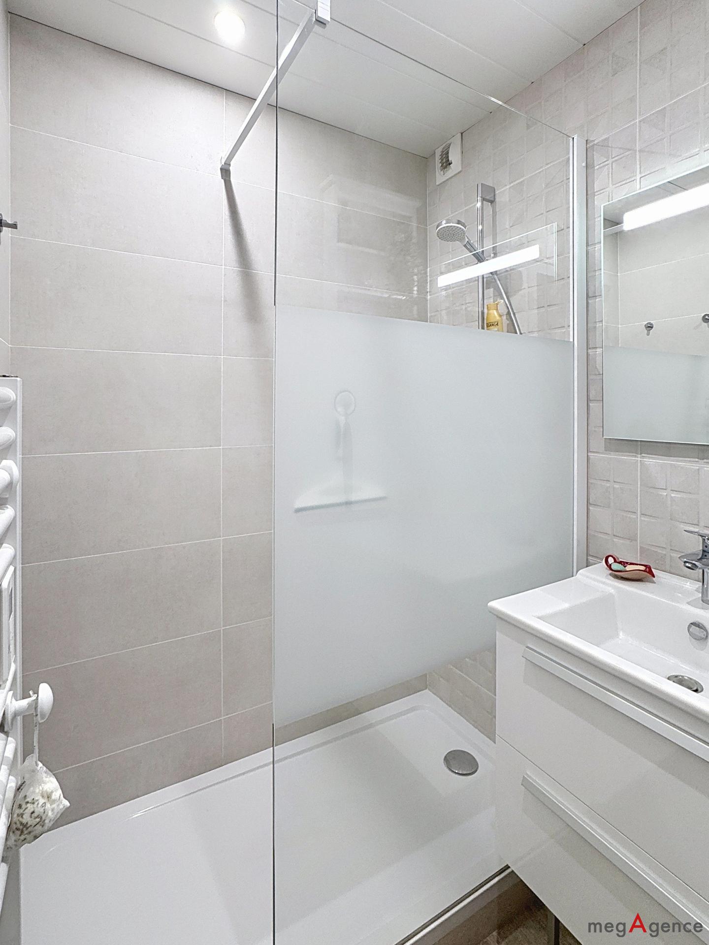 Miniature photo - 14 / 15