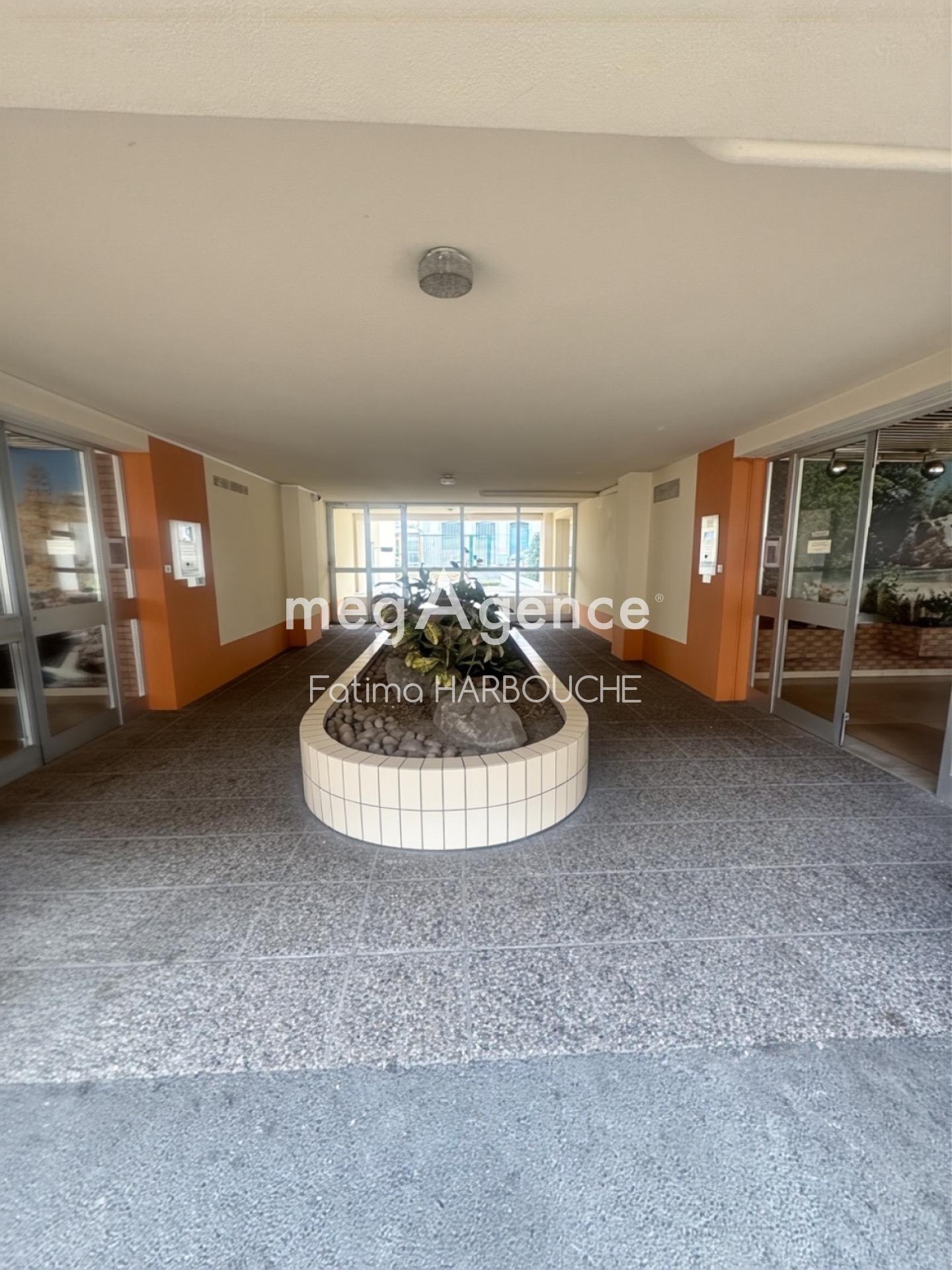 Miniature photo - 11 / 12