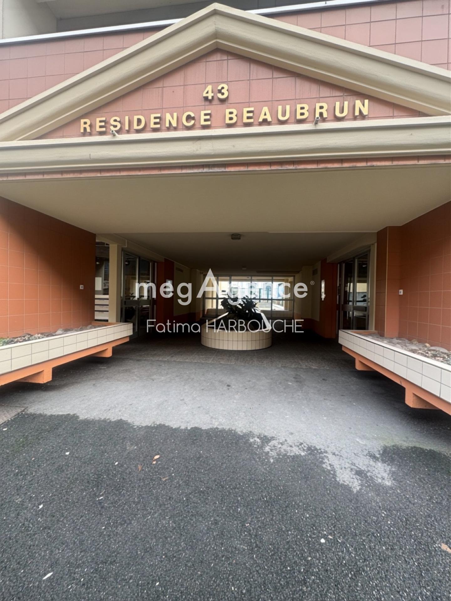 Miniature photo - 10 / 12