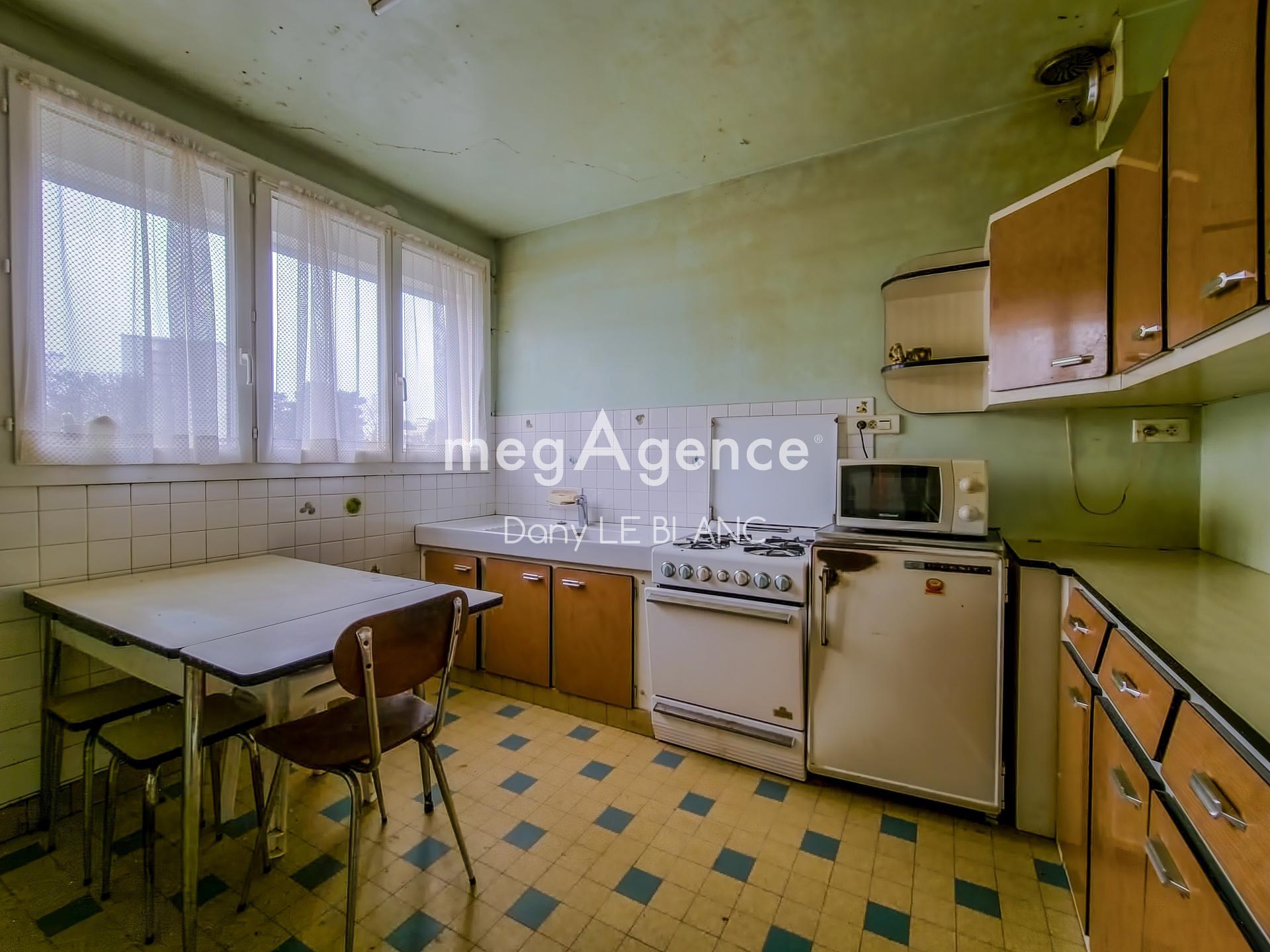 Miniature photo - 4 / 10