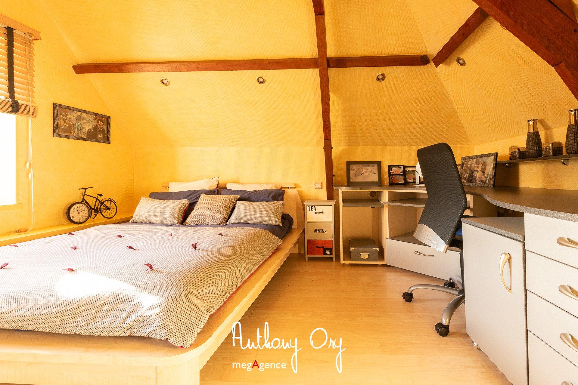 Miniature photo - 20 / 20