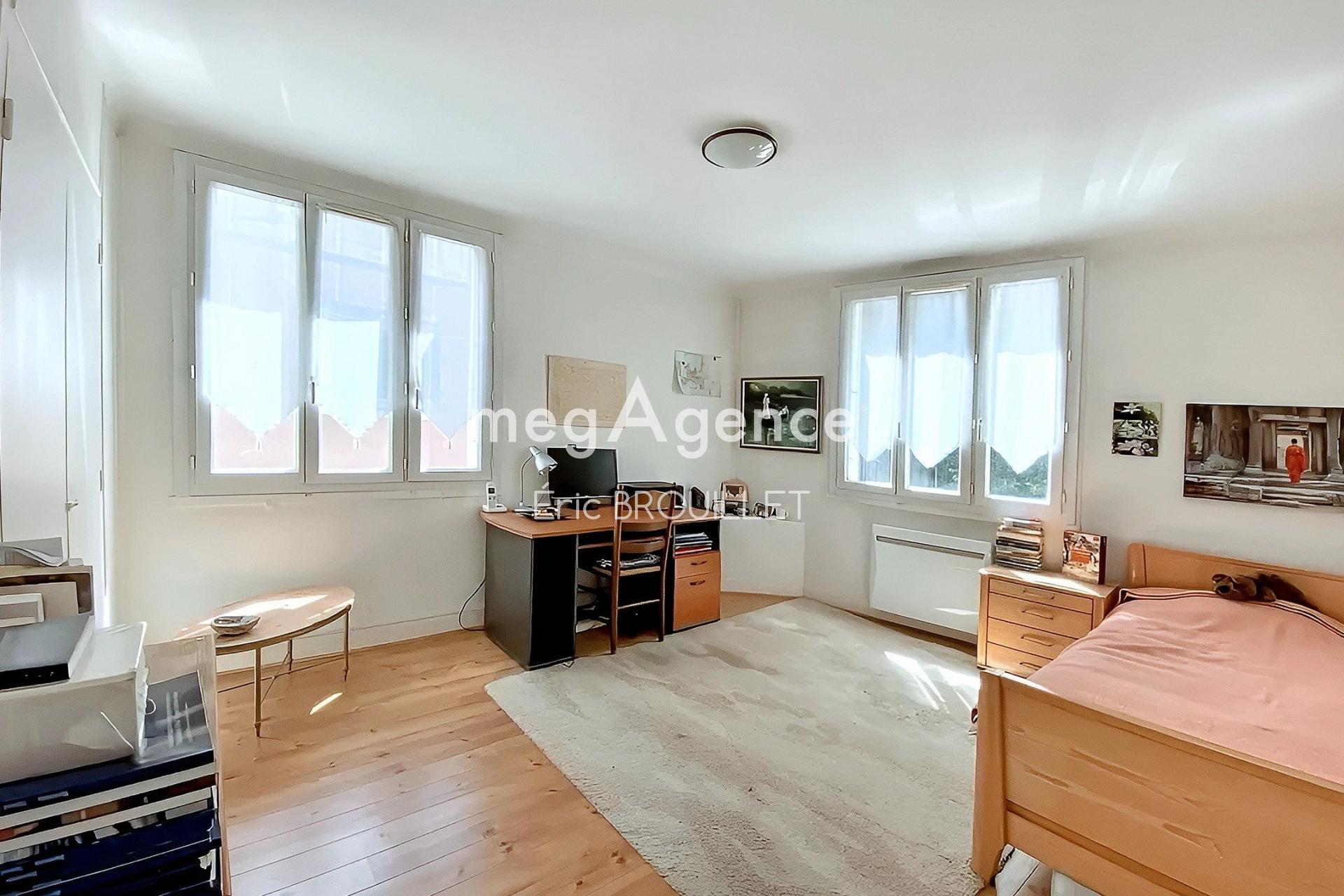 Miniature photo - 9 / 10