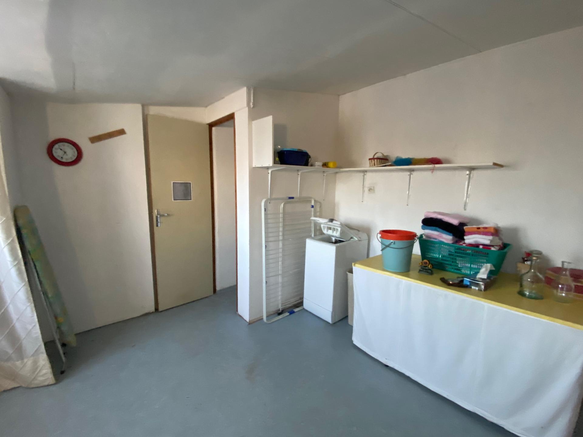 Miniature photo - 8 / 16