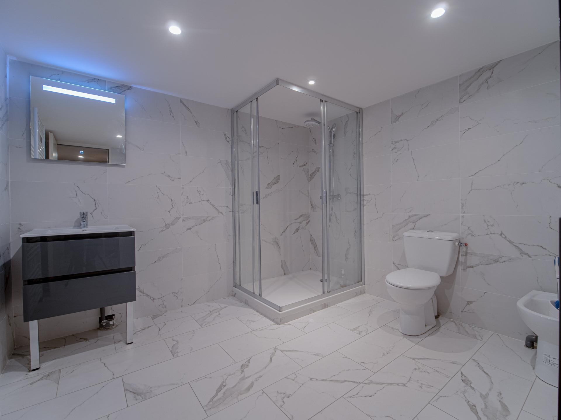 Miniature photo - 8 / 9