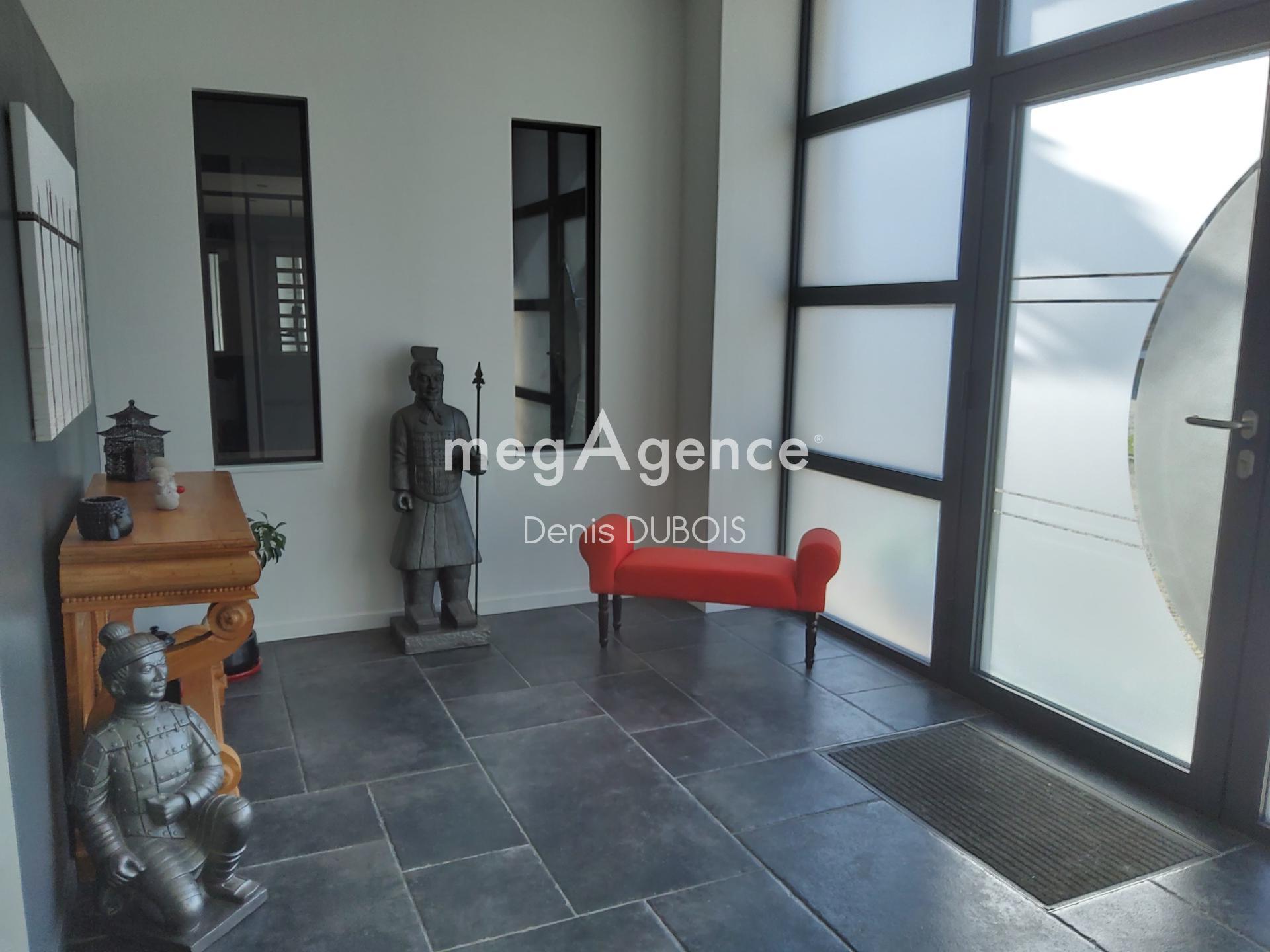 Miniature photo - 2 / 14