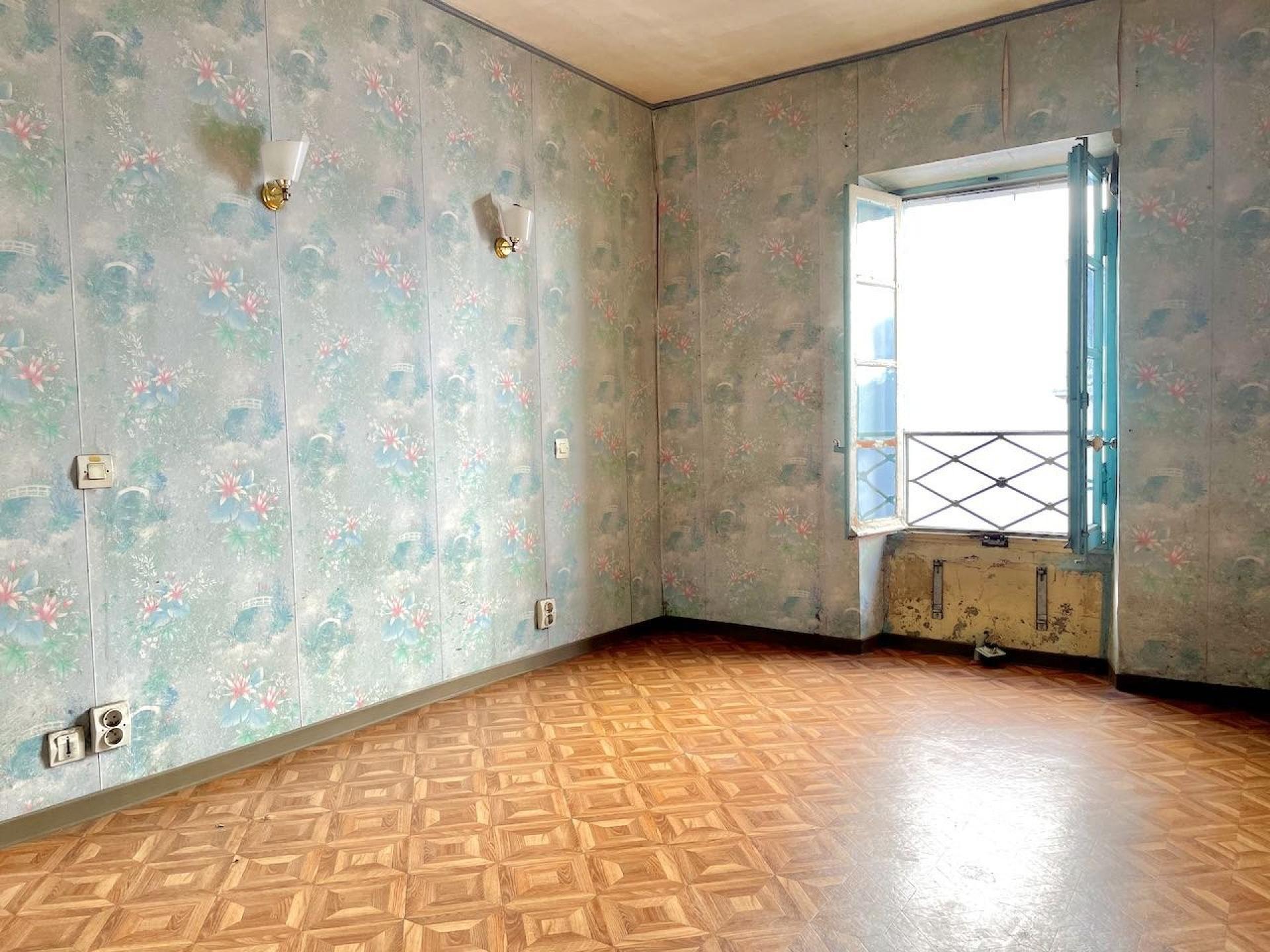 Miniature photo - 2 / 6