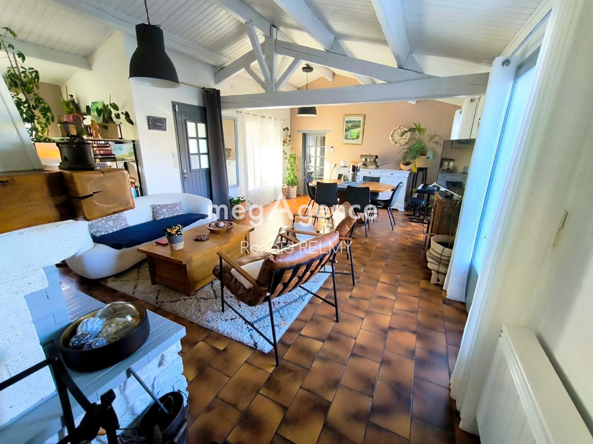 Miniature photo - 2 / 16