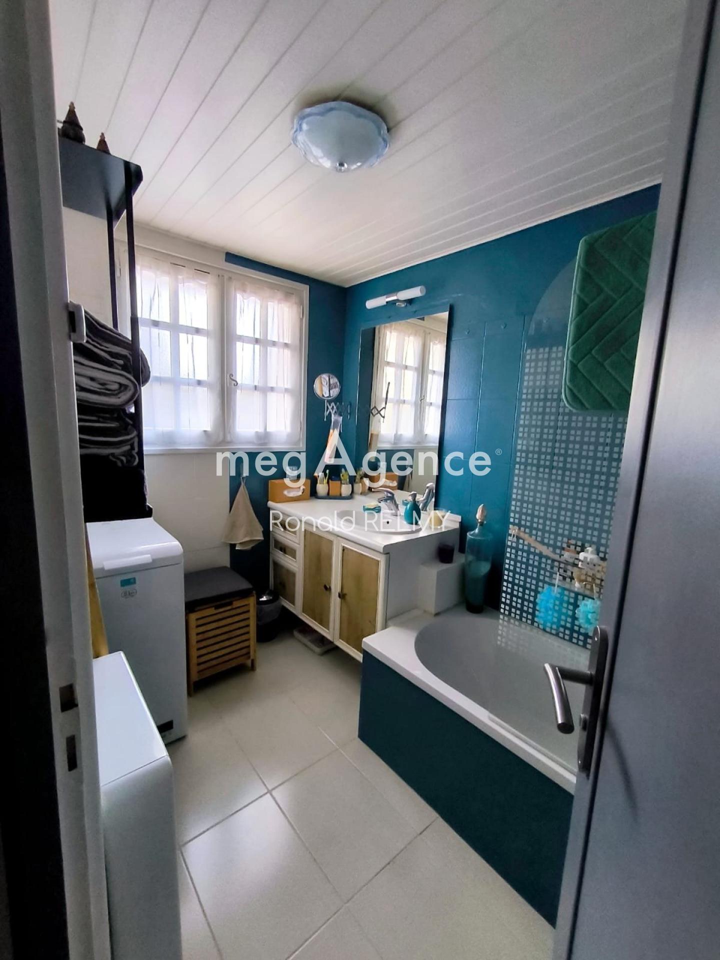 Miniature photo - 9 / 16