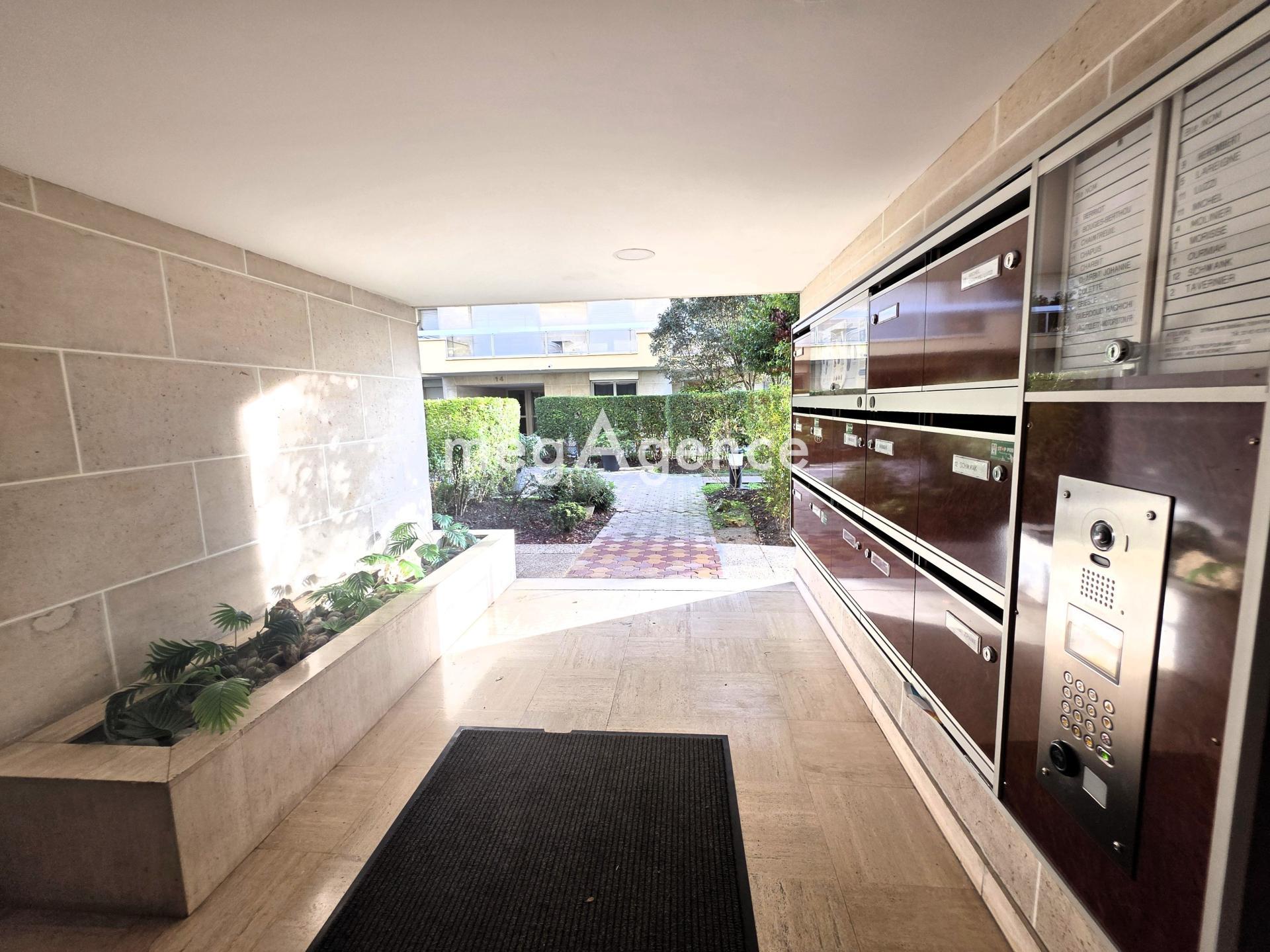 Miniature photo - 11 / 12