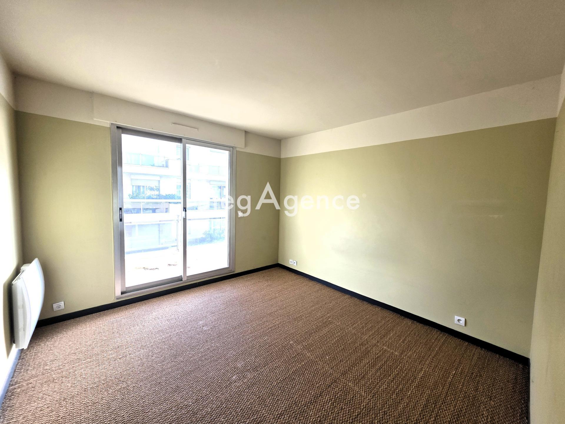 Miniature photo - 5 / 12