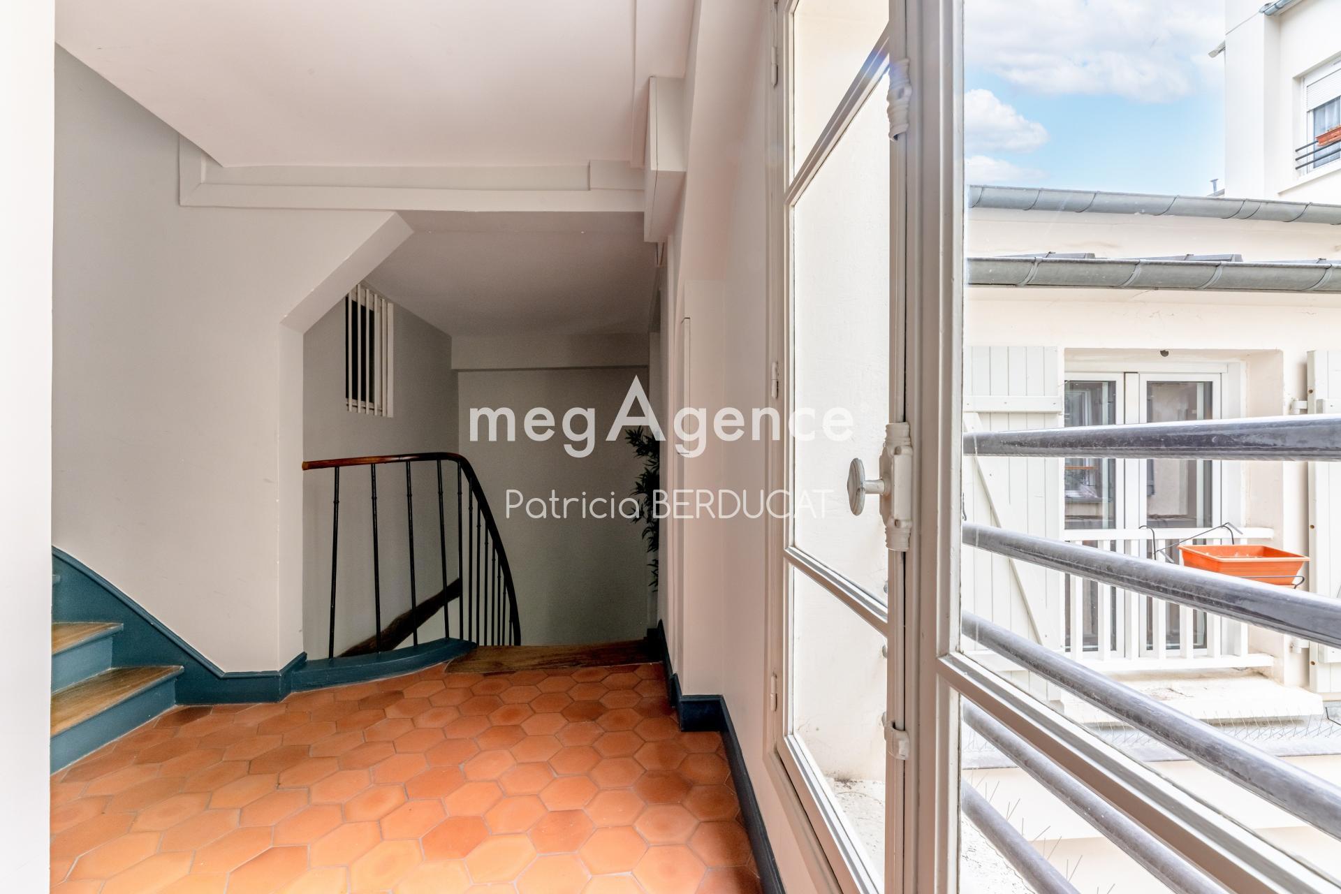 Miniature photo - 10 / 10