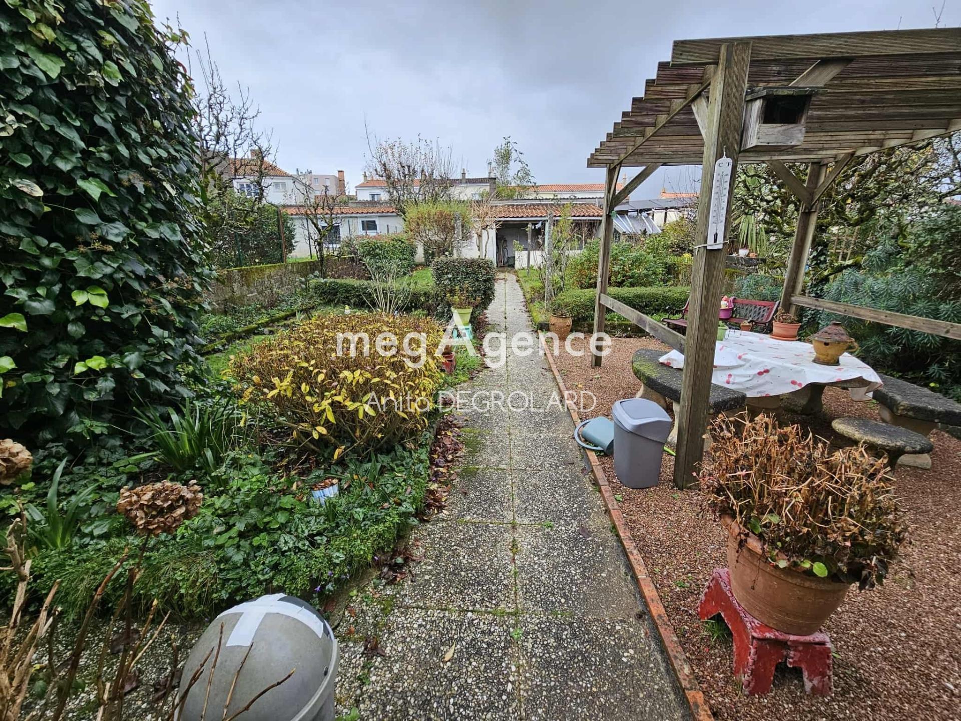 Miniature photo - 12 / 12