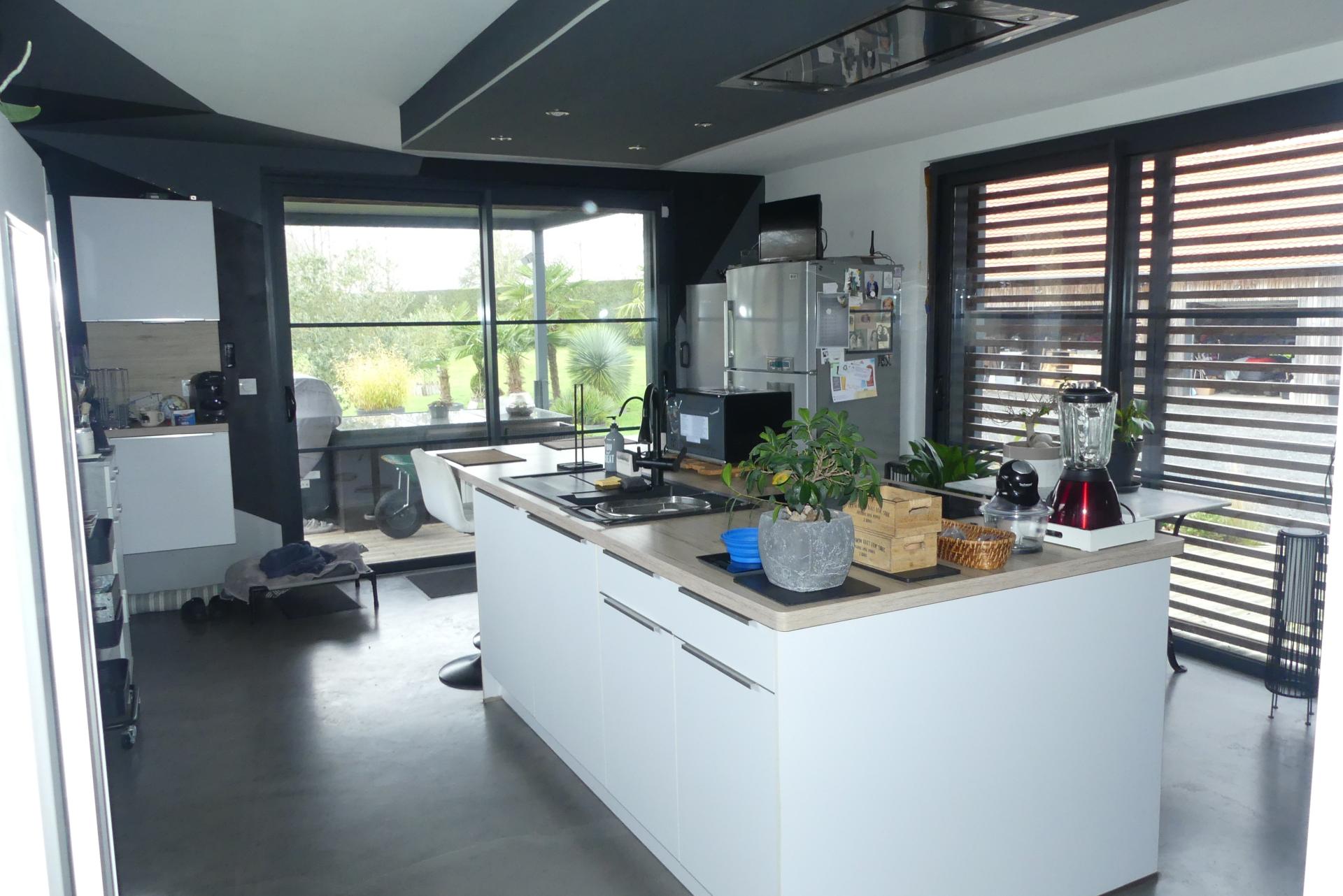 Miniature photo - 2 / 9