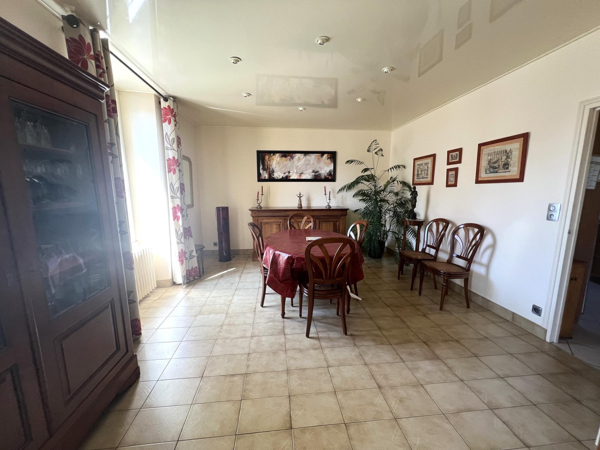 Miniature photo - 2 / 7