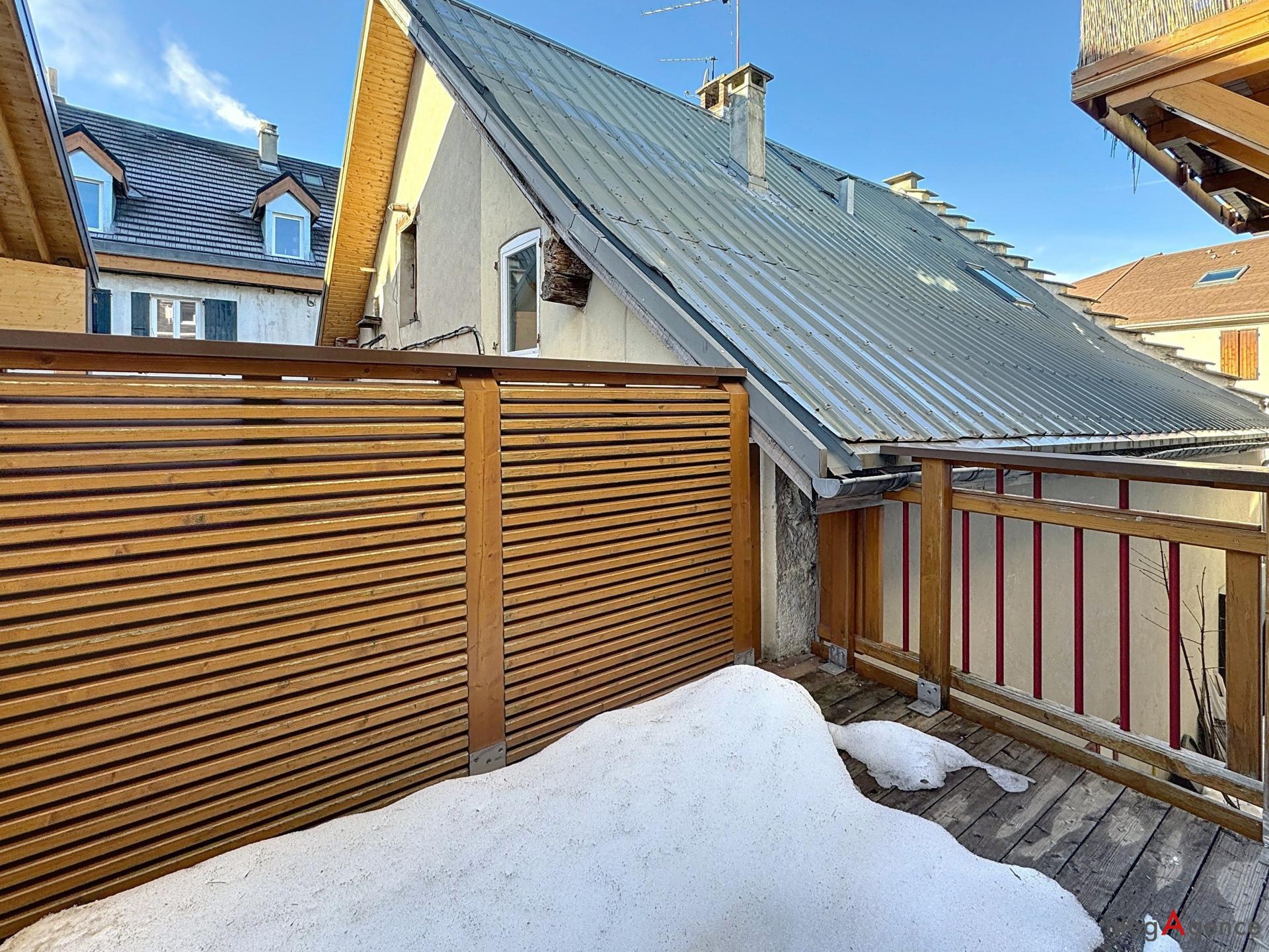 Miniature photo - 2 / 10