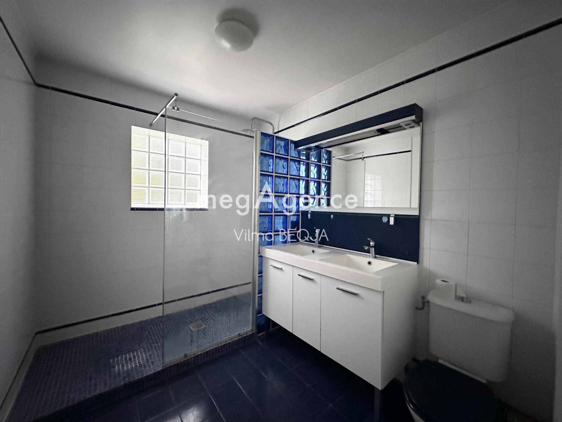 Miniature photo - 12 / 15