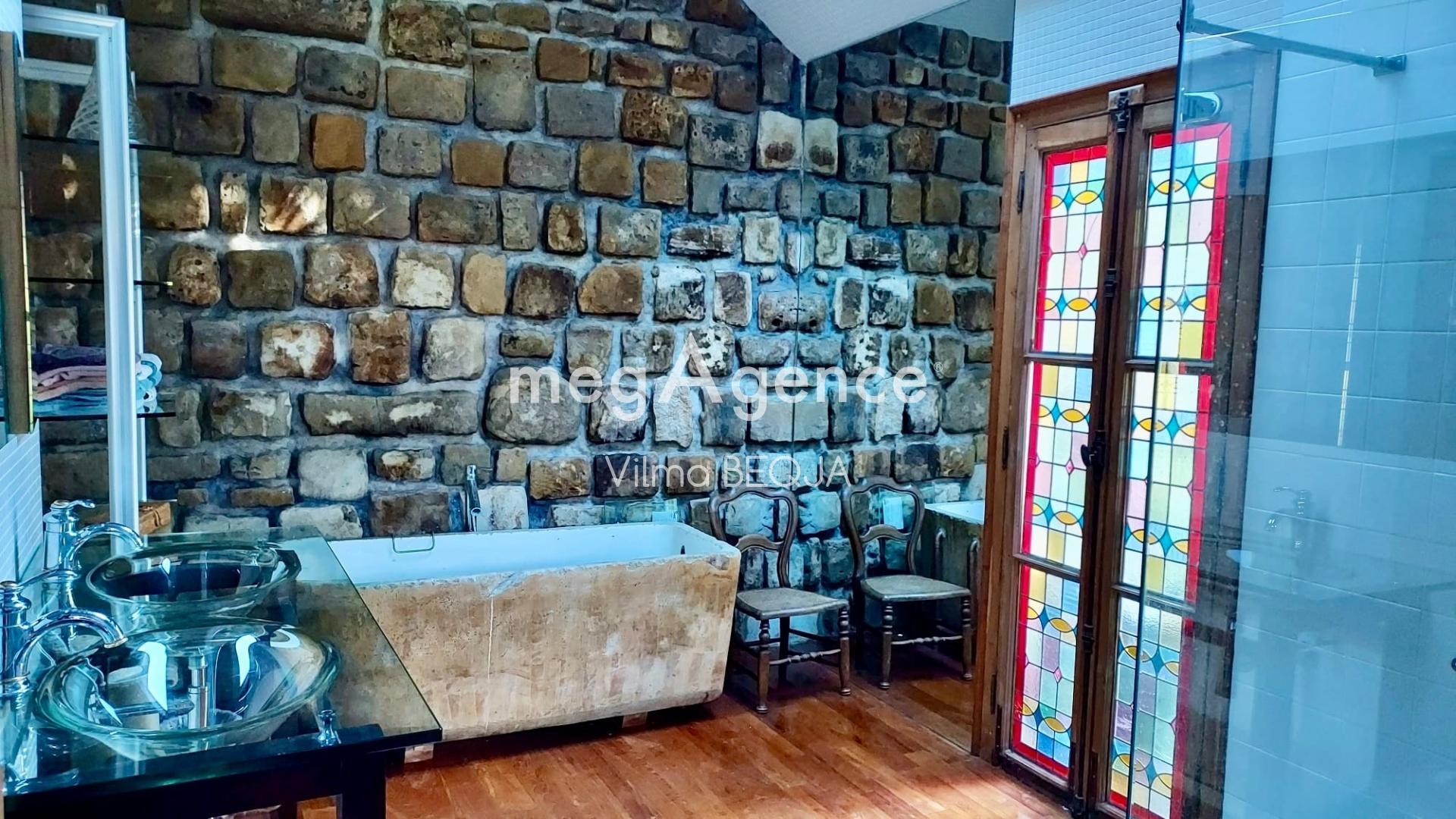 Miniature photo - 17 / 20