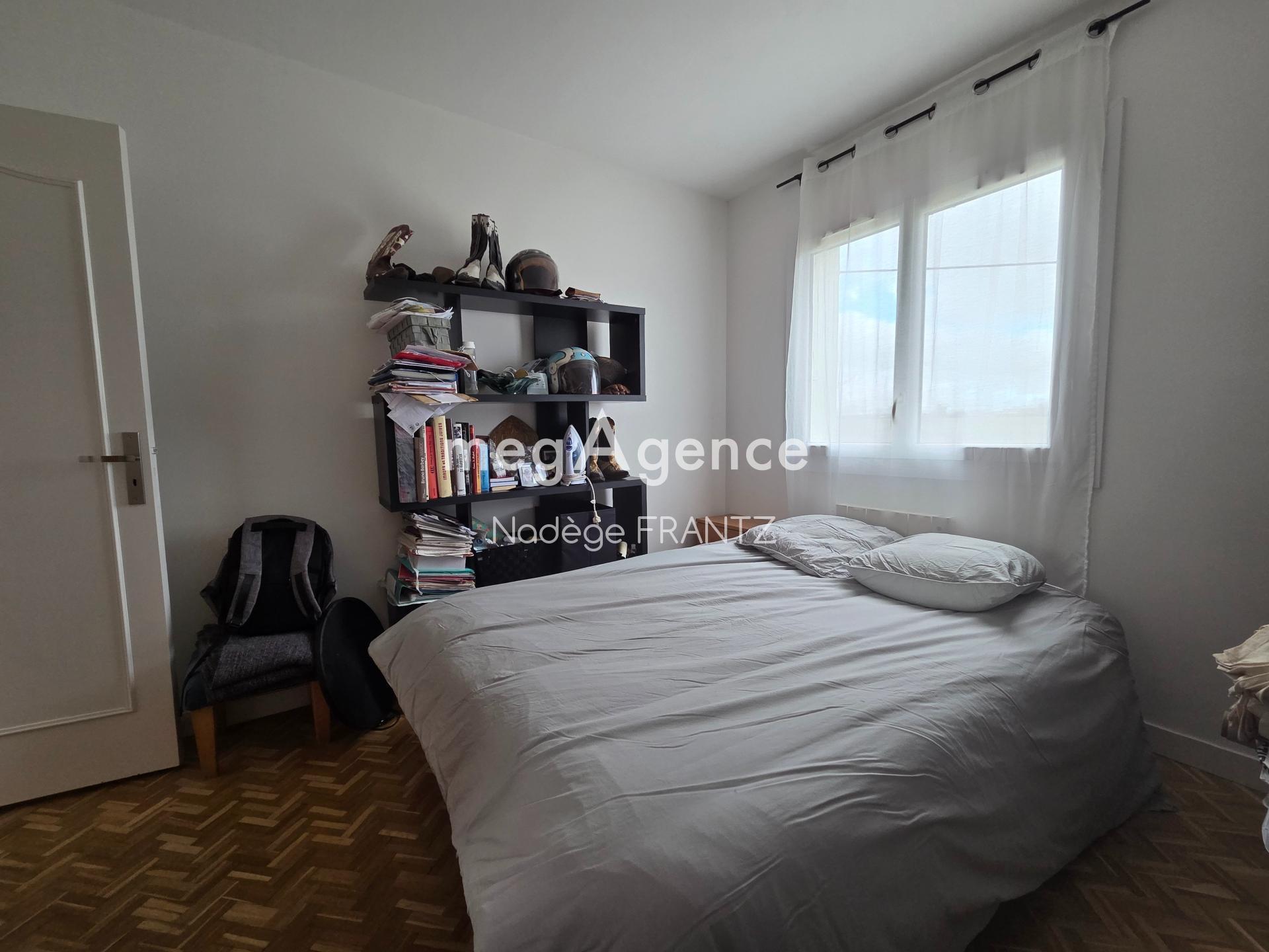 Miniature photo - 9 / 12