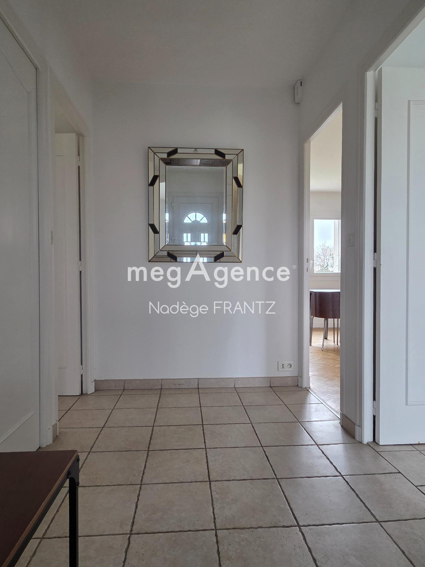 Miniature photo - 2 / 12