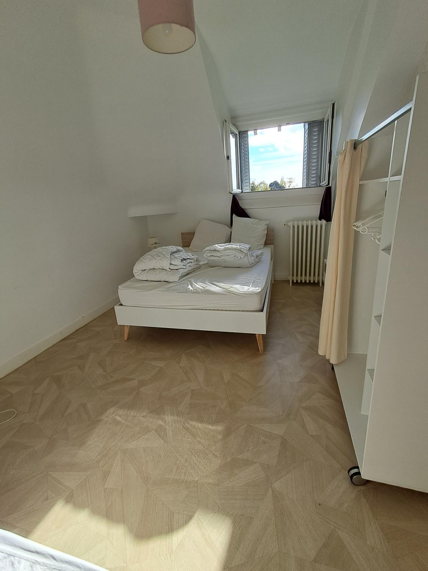 Miniature photo - 12 / 12