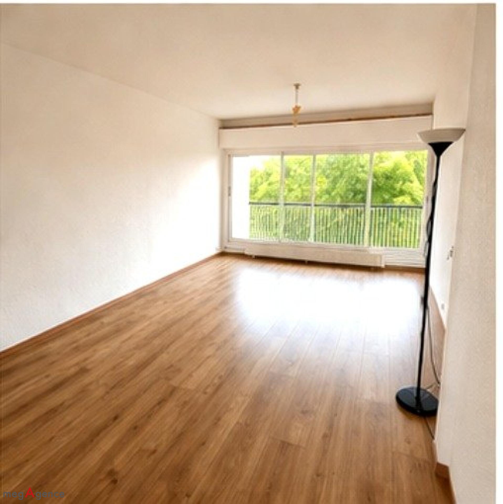 Miniature photo - 6 / 10