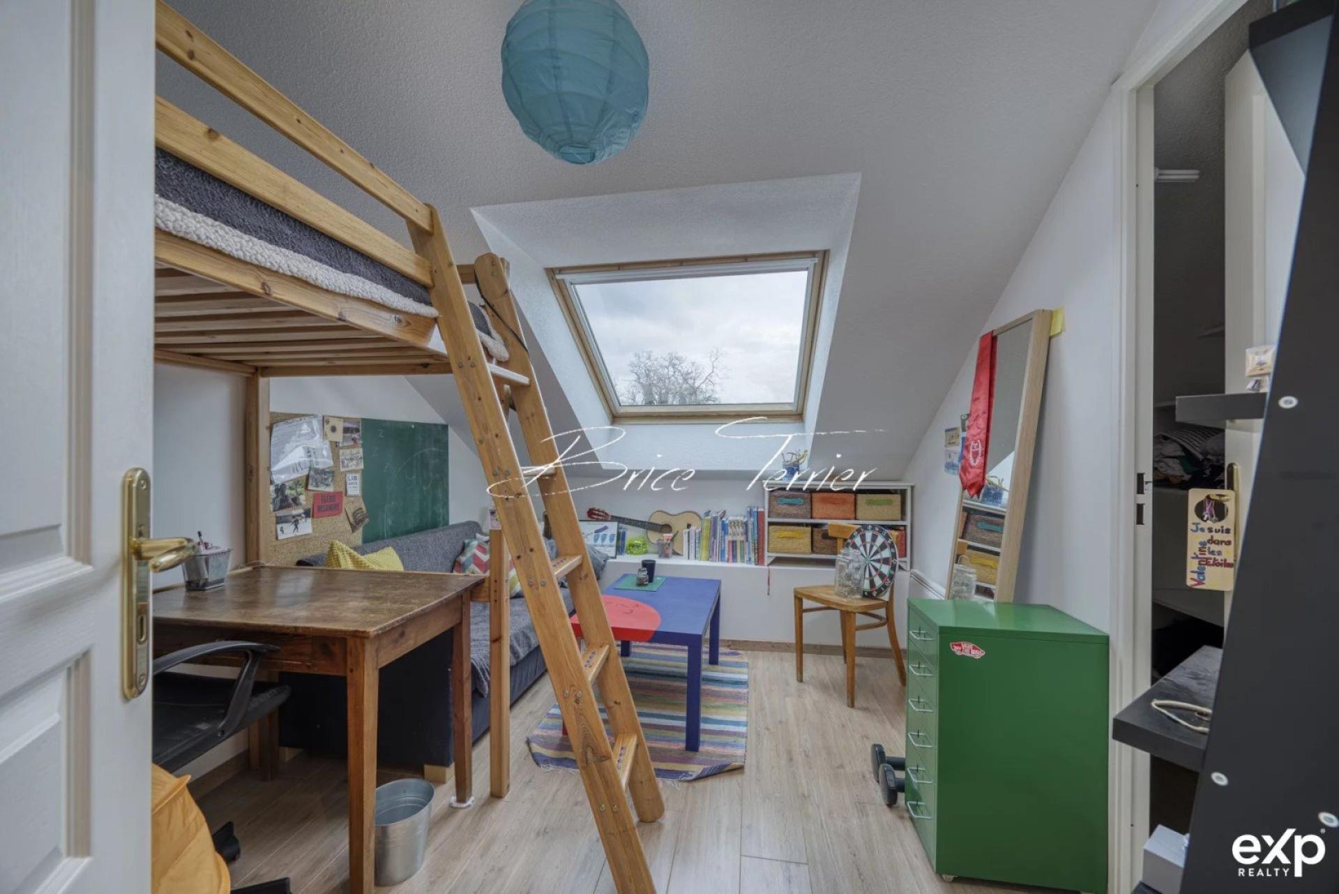 Miniature photo - 8 / 9