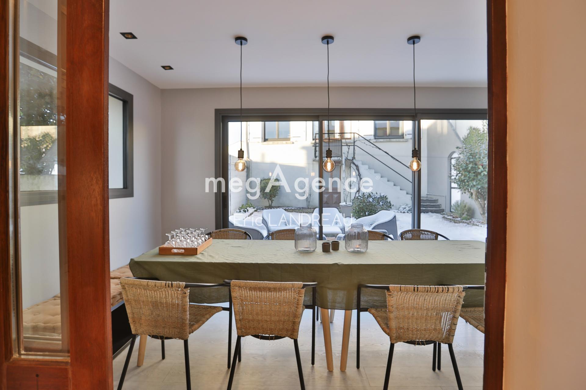 Miniature photo - 6 / 20