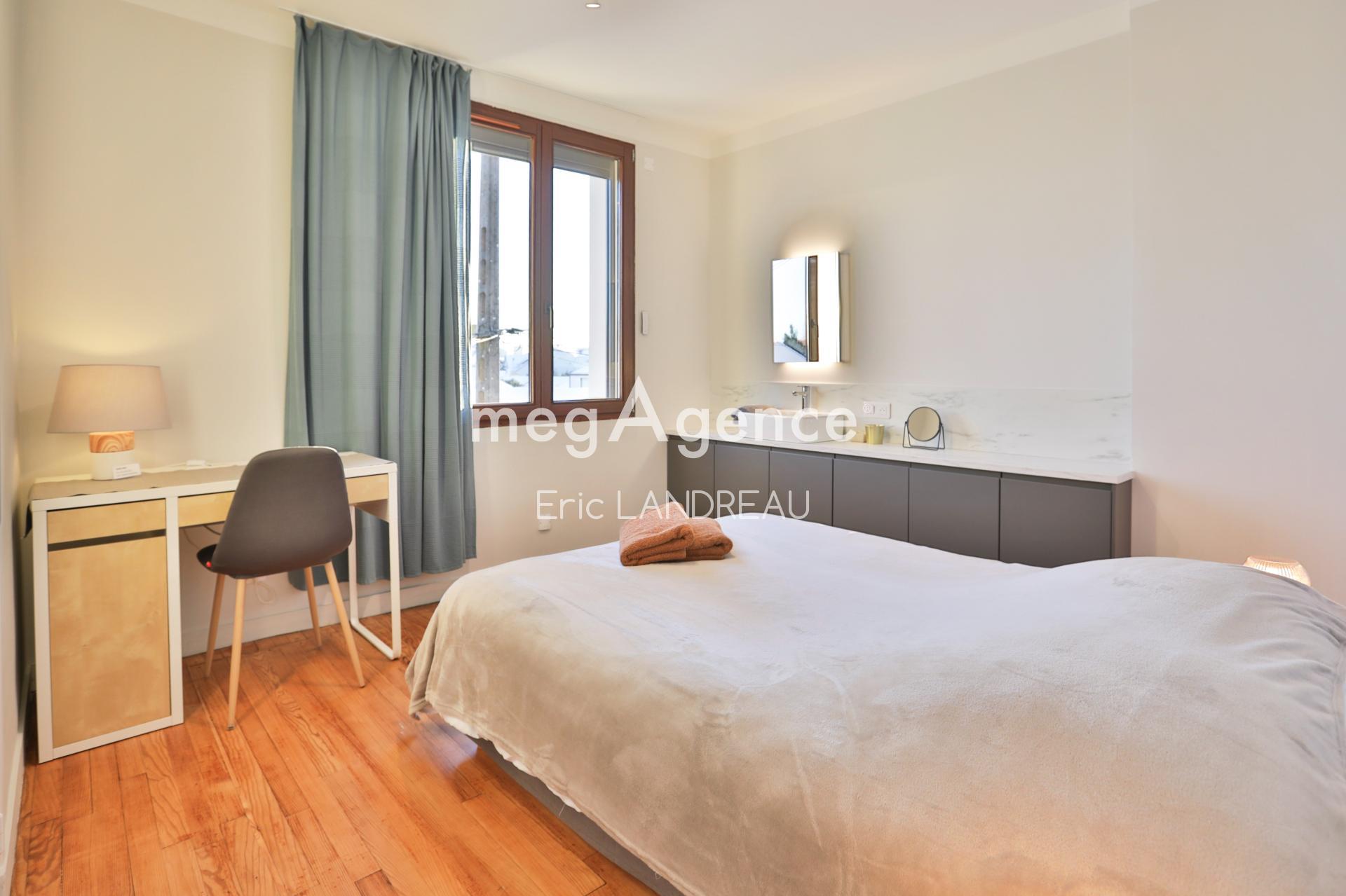 Miniature photo - 11 / 20