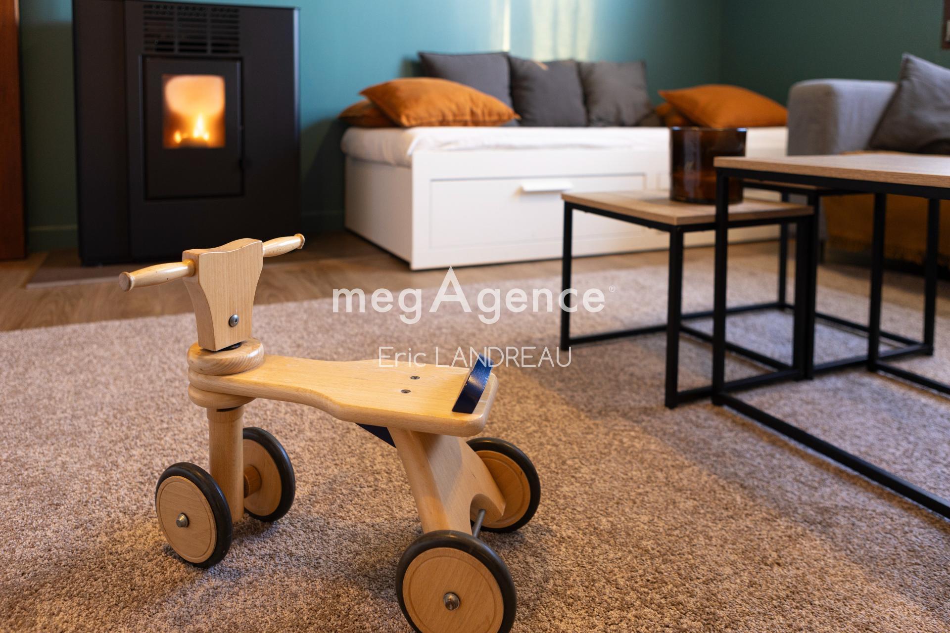 Miniature photo - 2 / 20