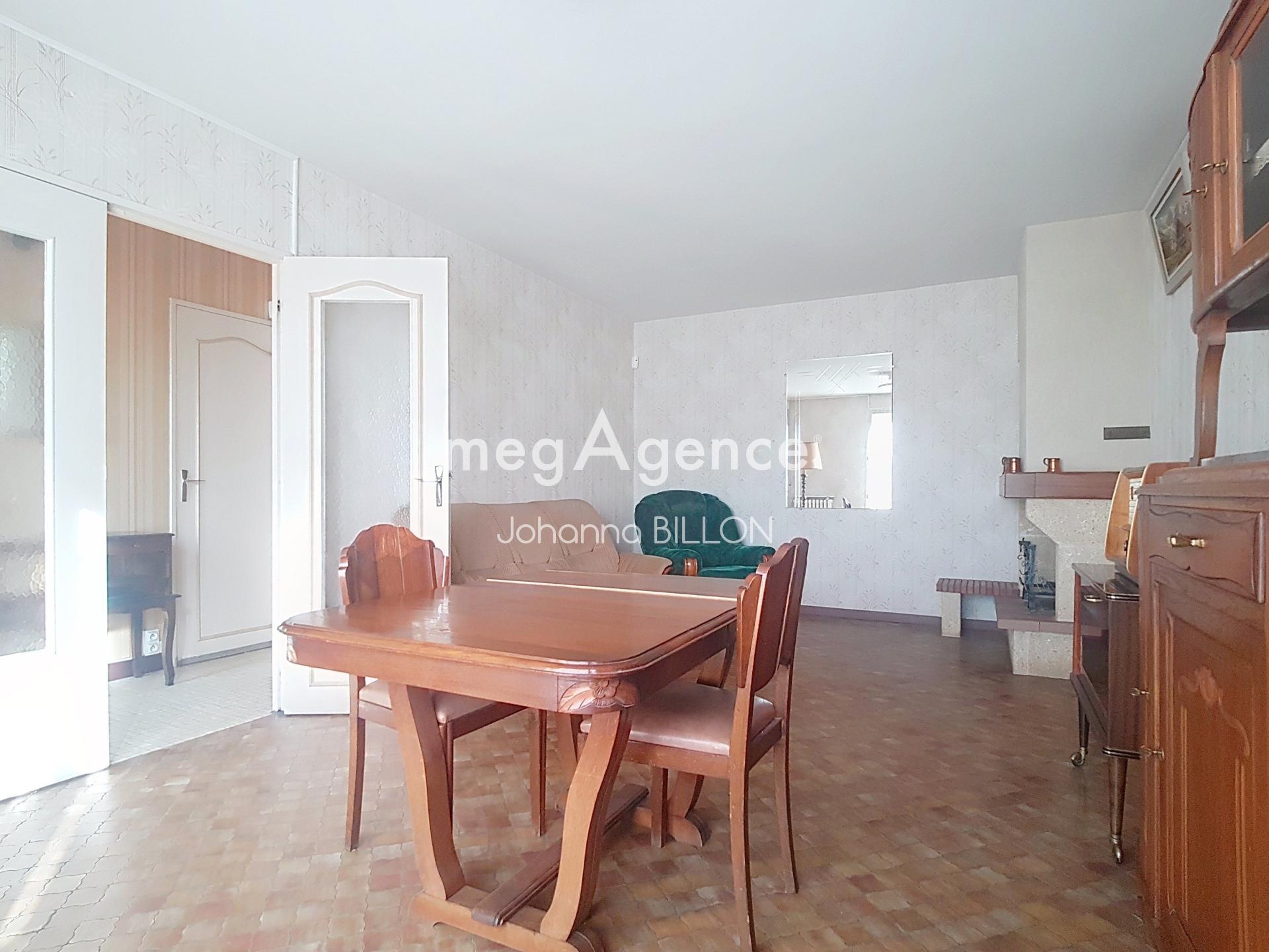 Miniature photo - 2 / 17