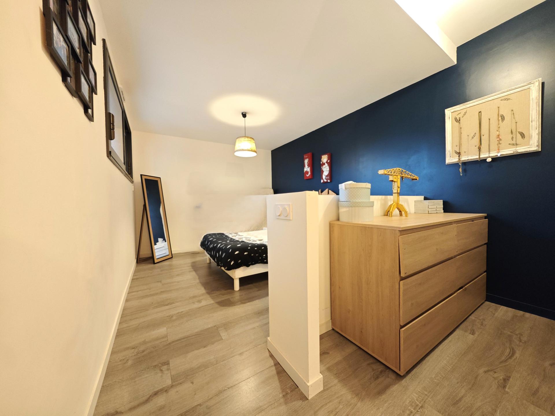 Miniature photo - 2 / 5