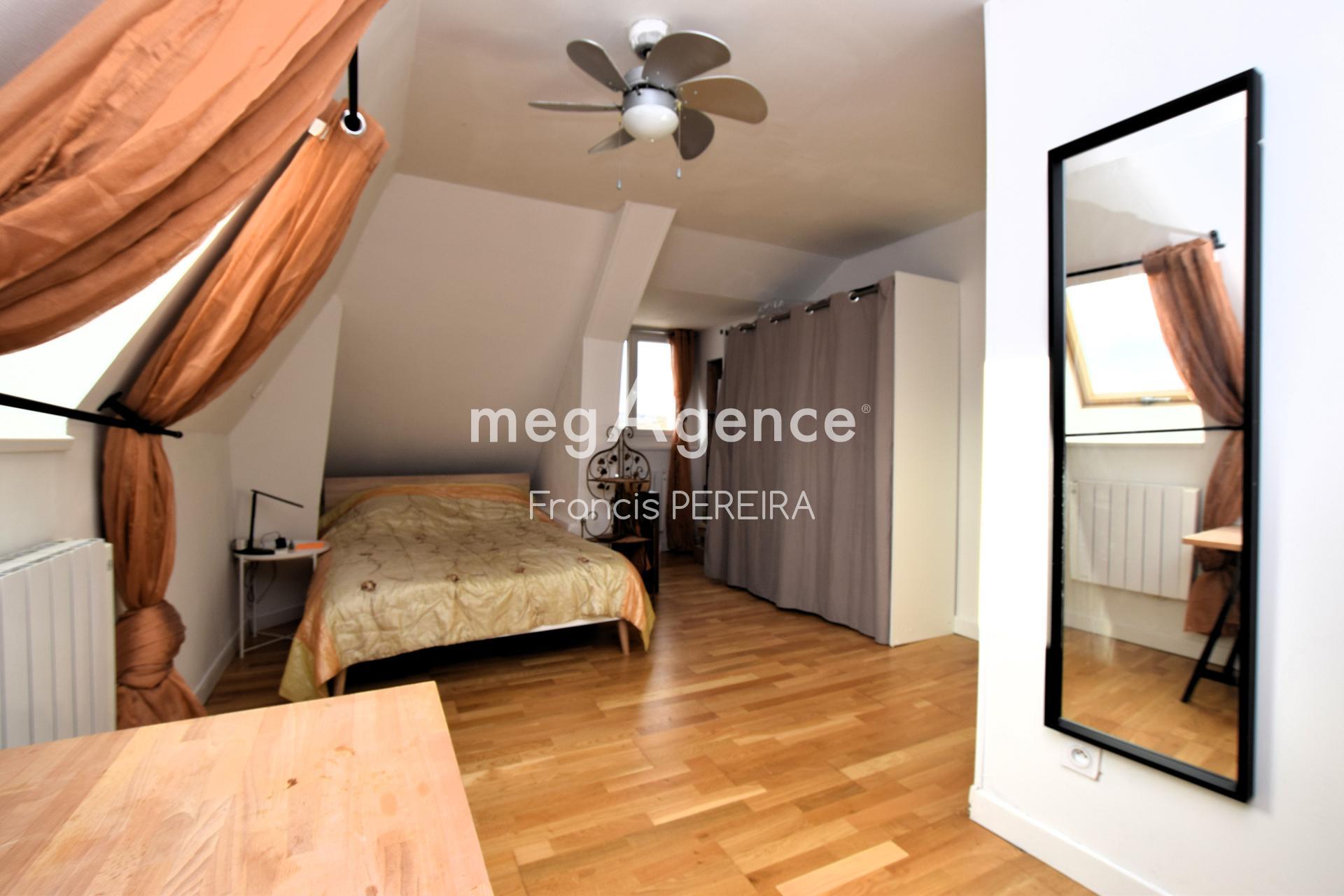 Miniature photo - 13 / 16