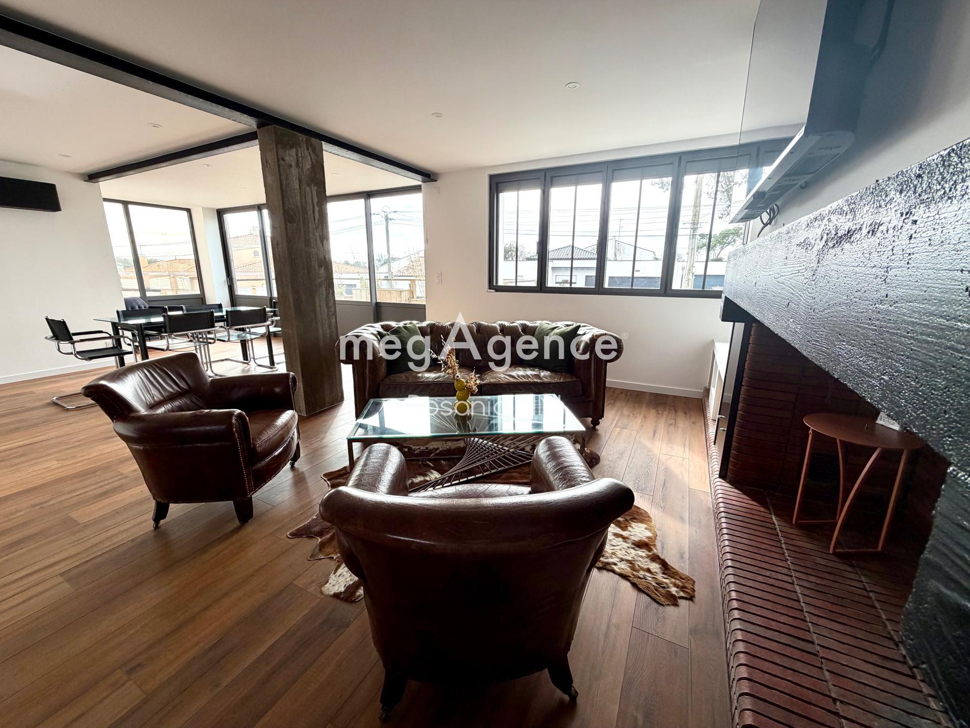 Miniature photo - 2 / 17