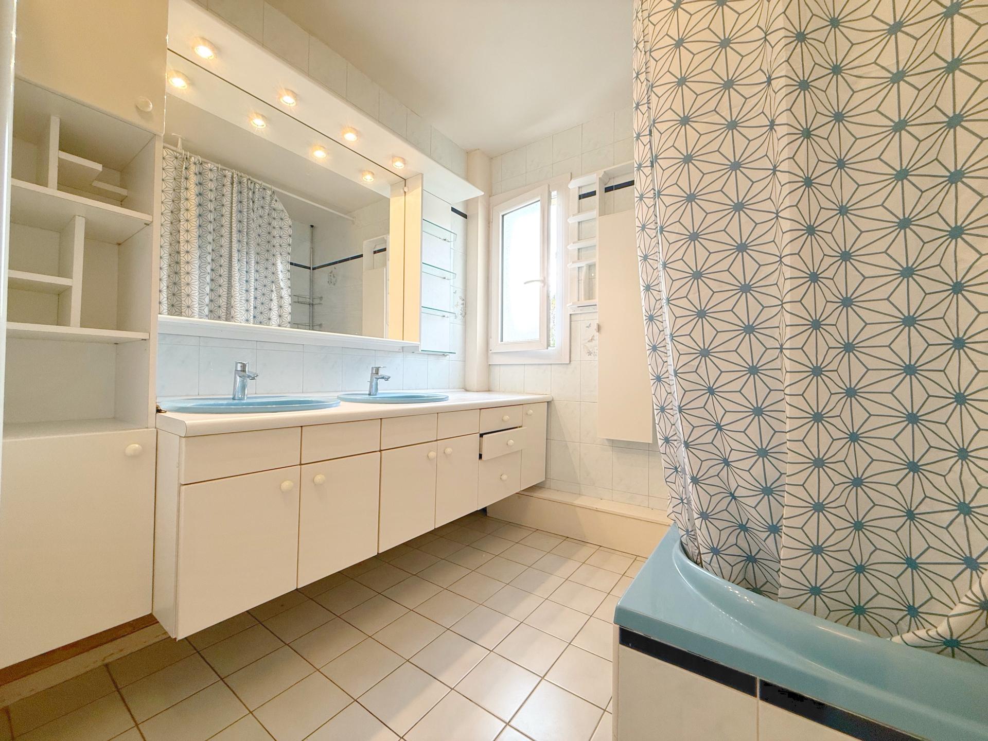 Miniature photo - 11 / 14