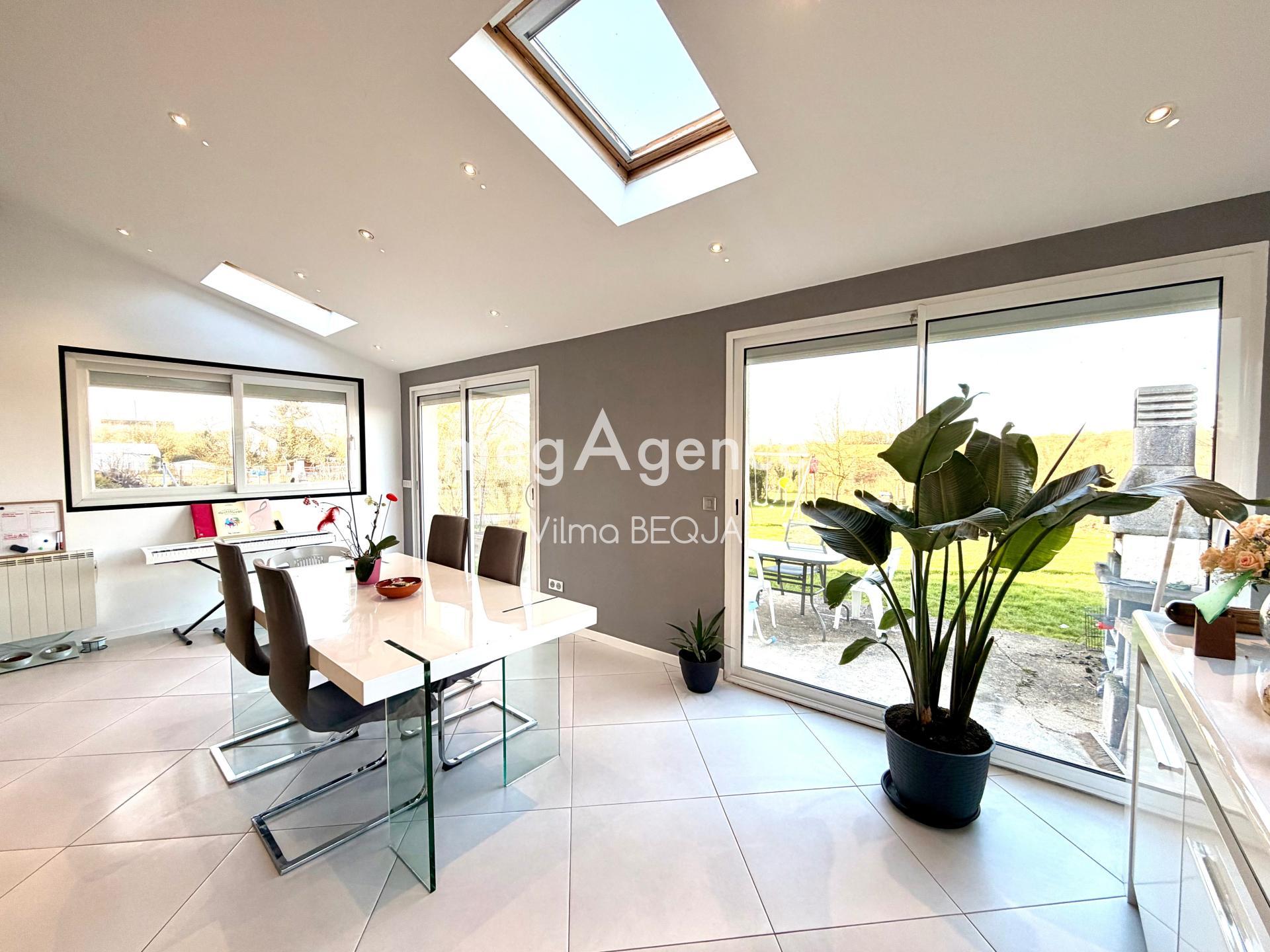 Miniature photo - 12 / 18