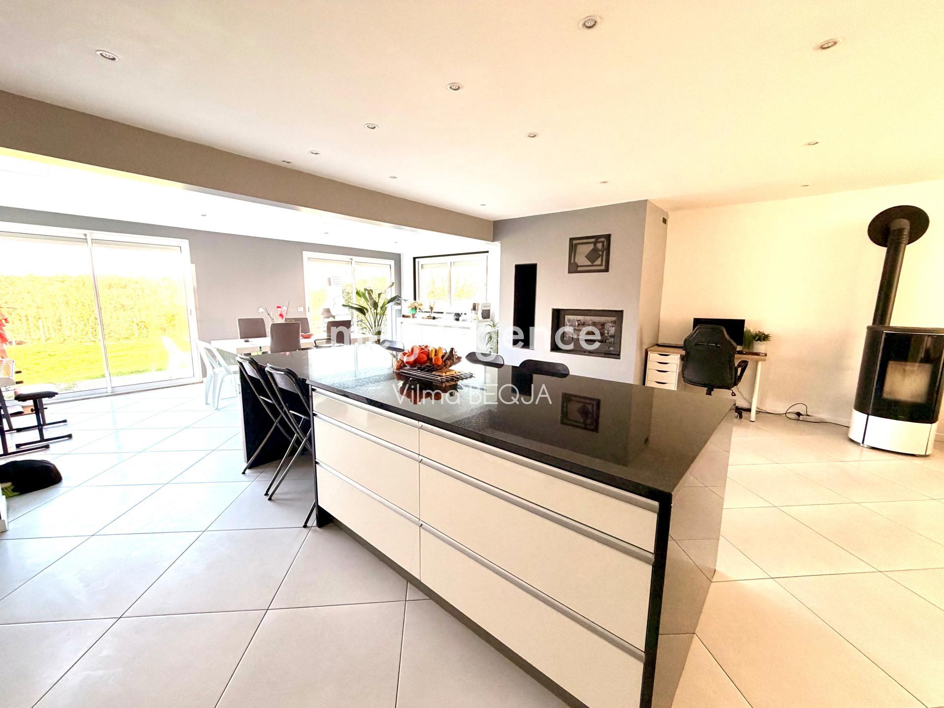 Miniature photo - 9 / 18