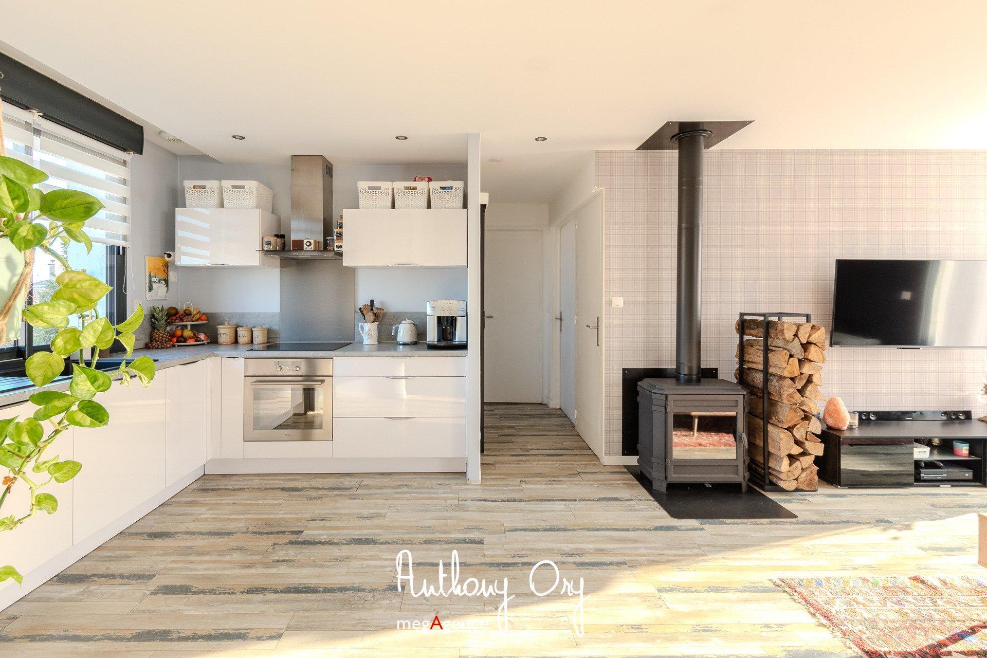 Miniature photo - 2 / 12