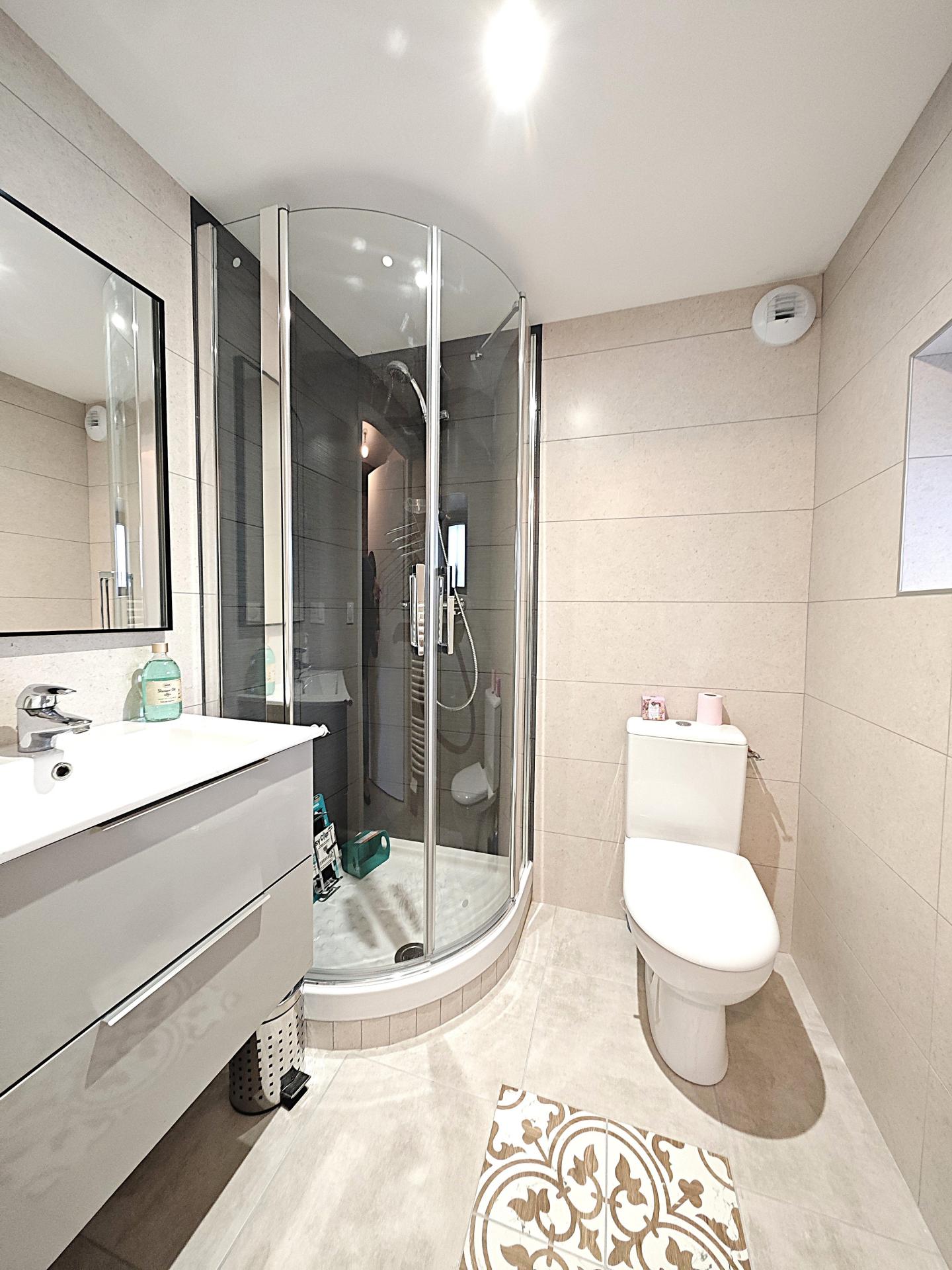 Miniature photo - 8 / 14