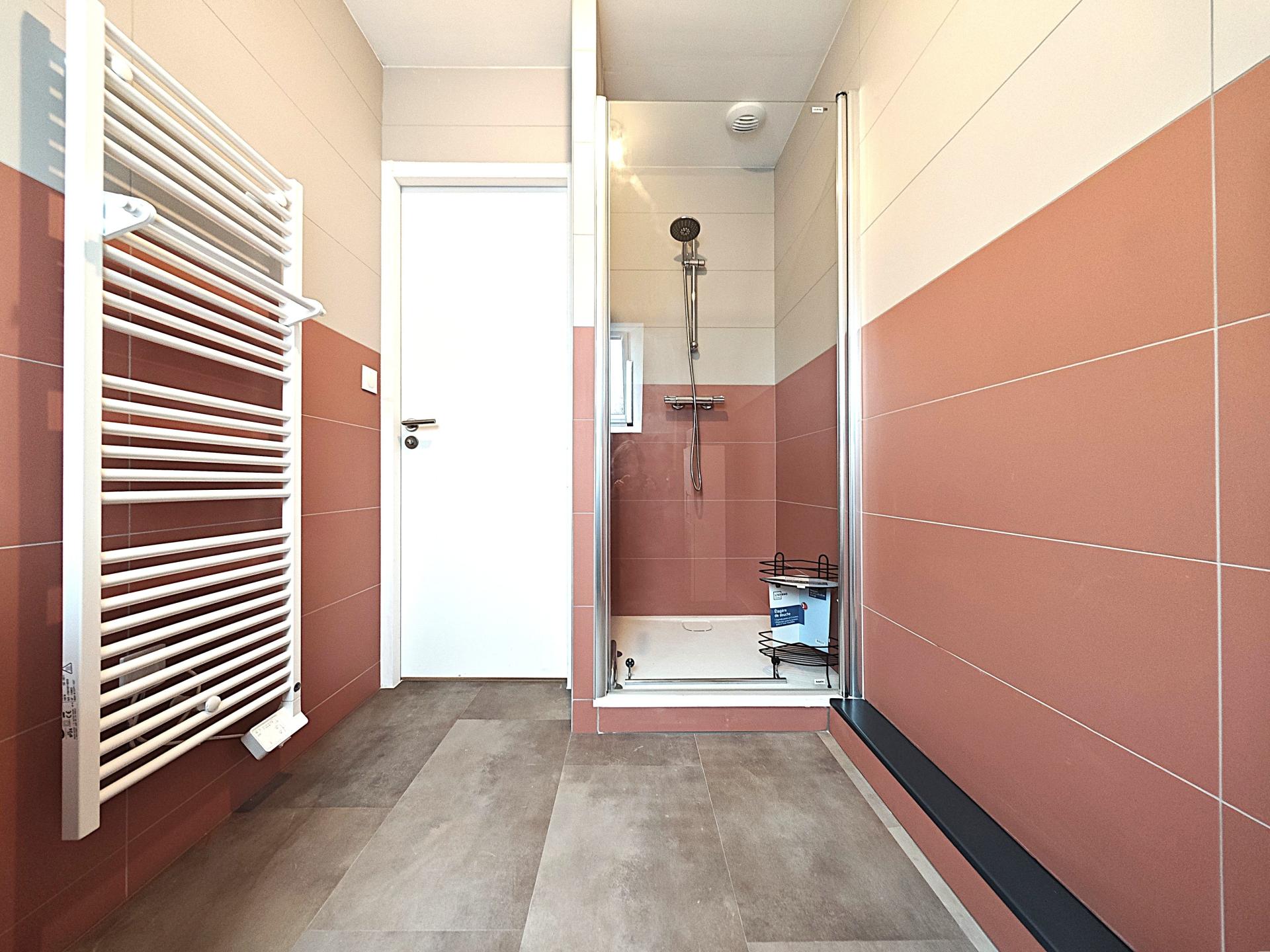 Miniature photo - 10 / 14