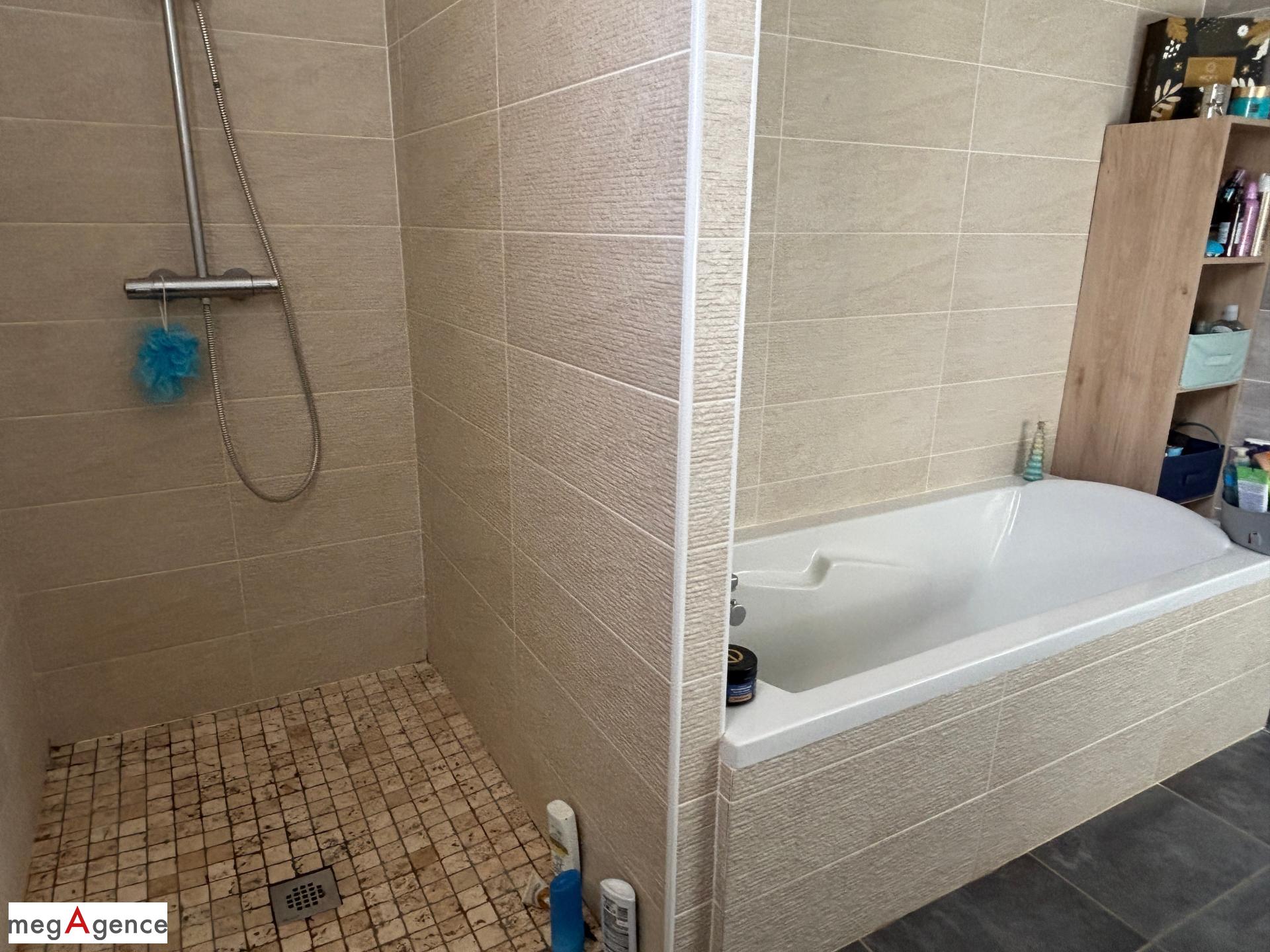 Miniature photo - 18 / 19